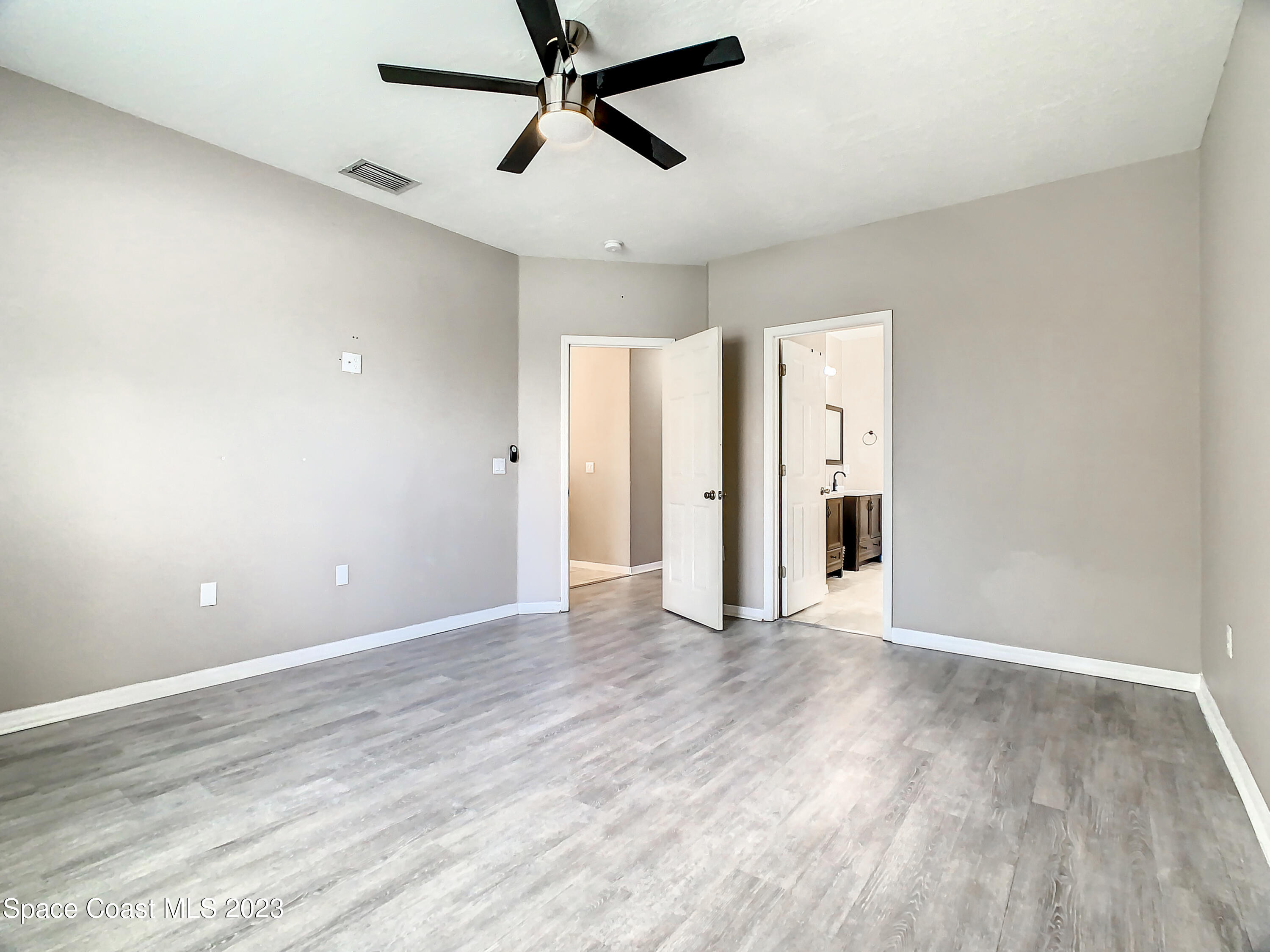 324 Sedgewood Circle
