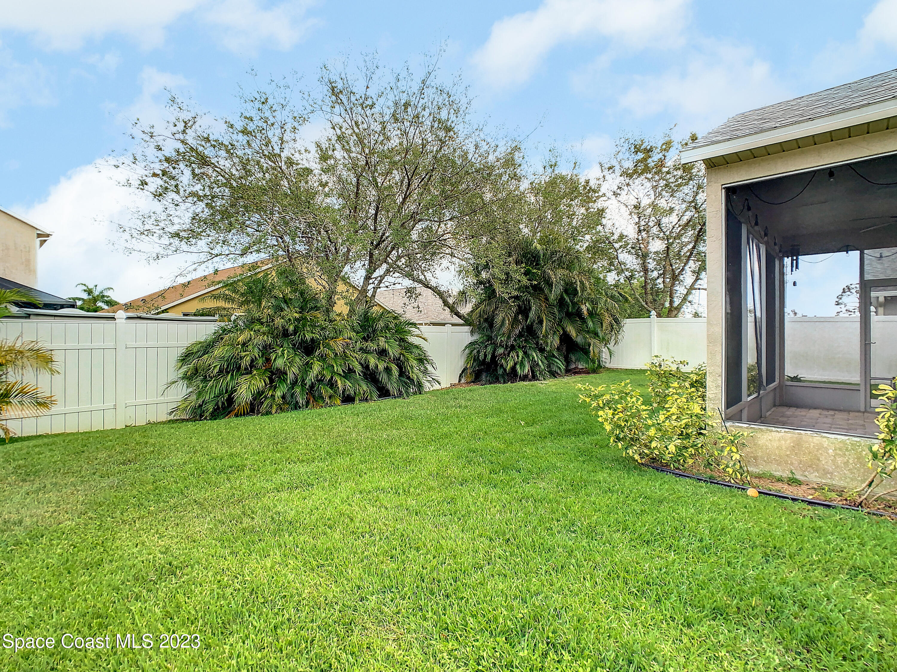 324 Sedgewood Circle