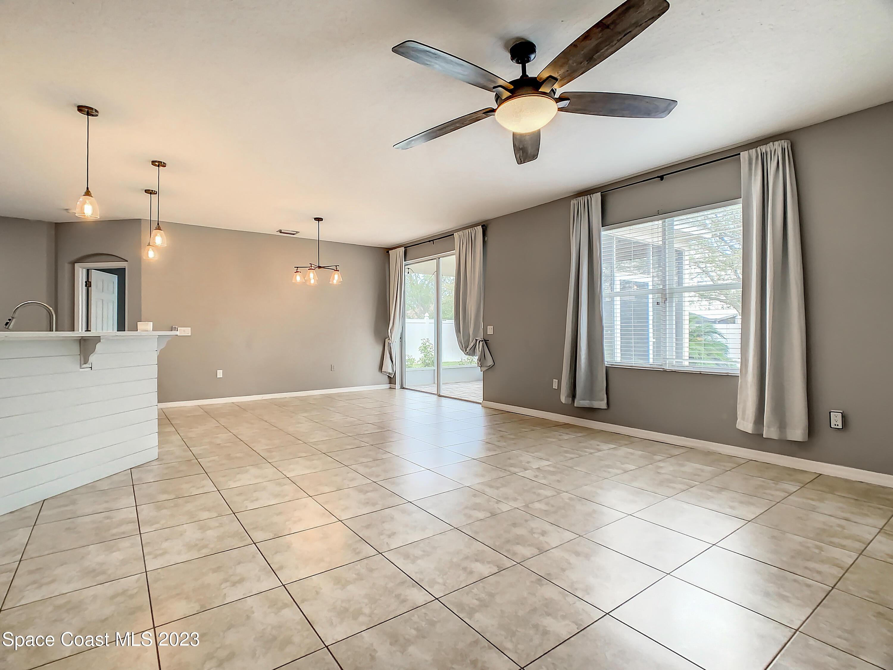 324 Sedgewood Circle