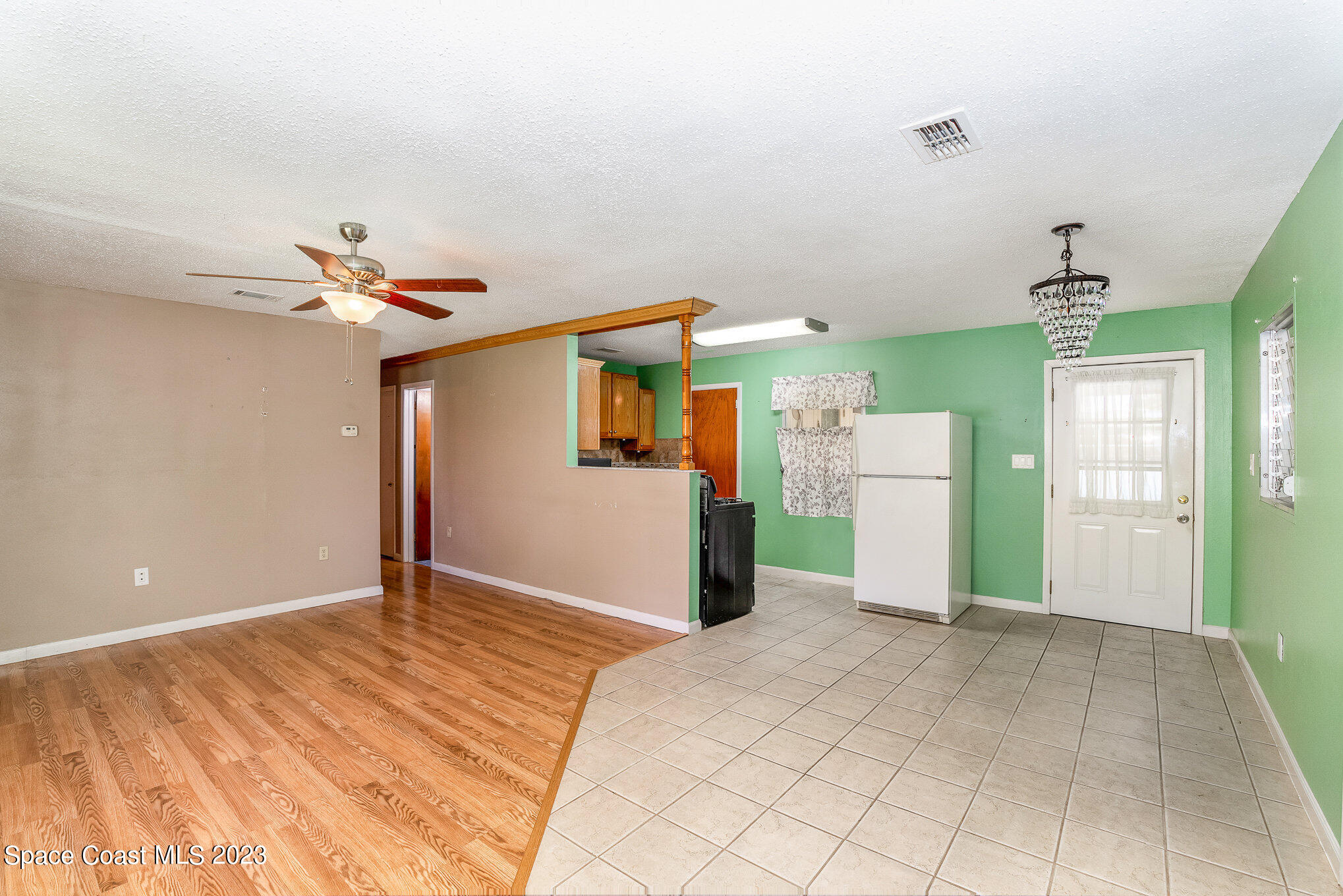 2790 Zephyr Lane