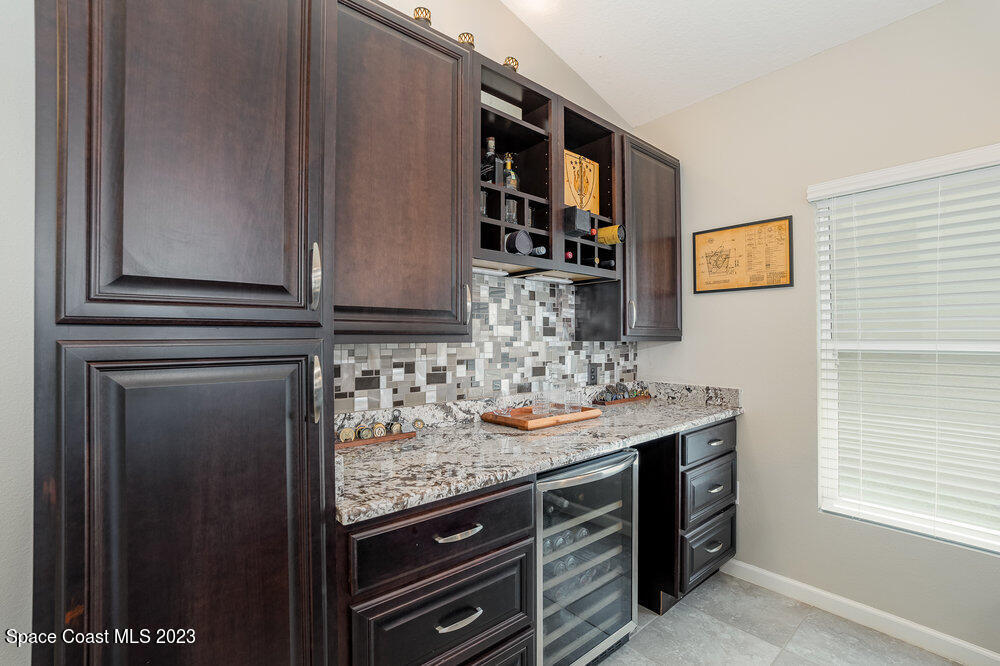 4215 Harvest Circle
