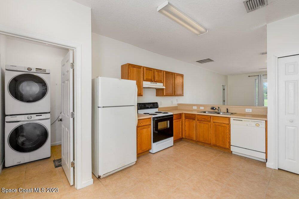3776 Mount Carmel Lane