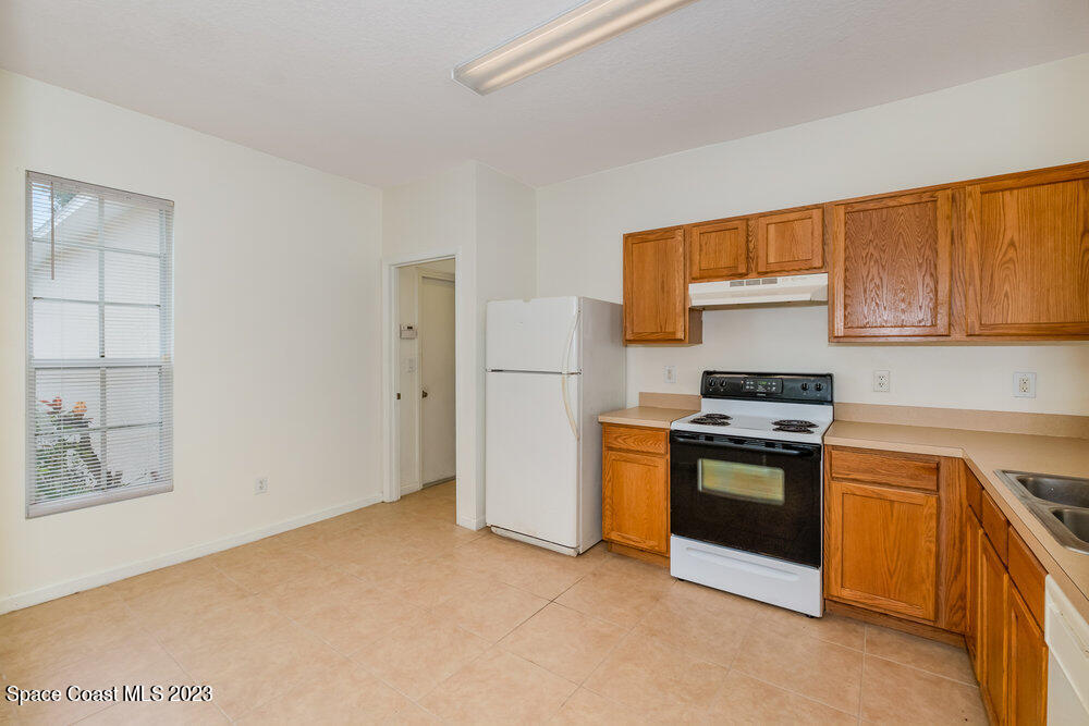 3776 Mount Carmel Lane