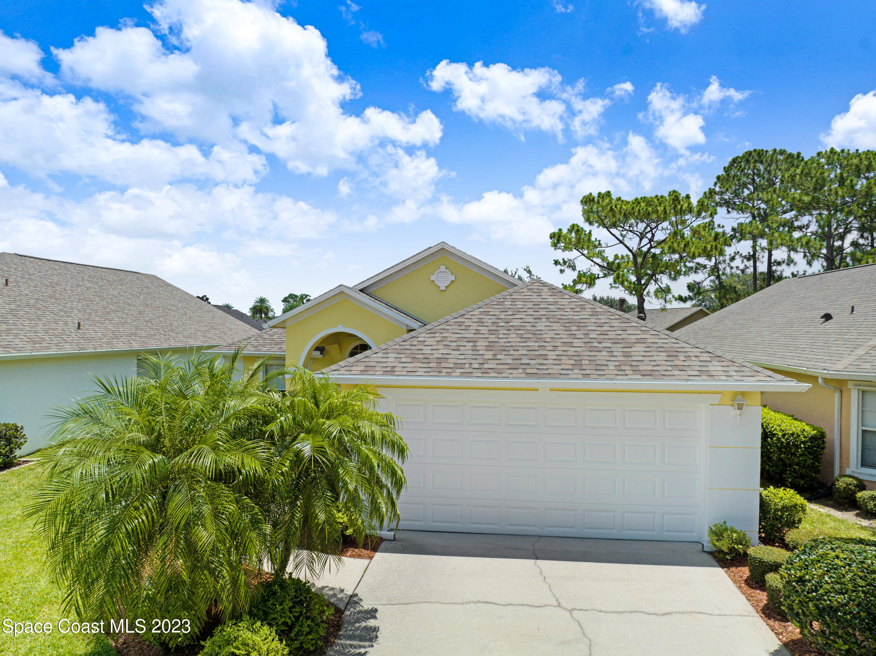 2160 Chinaberry Circle SE