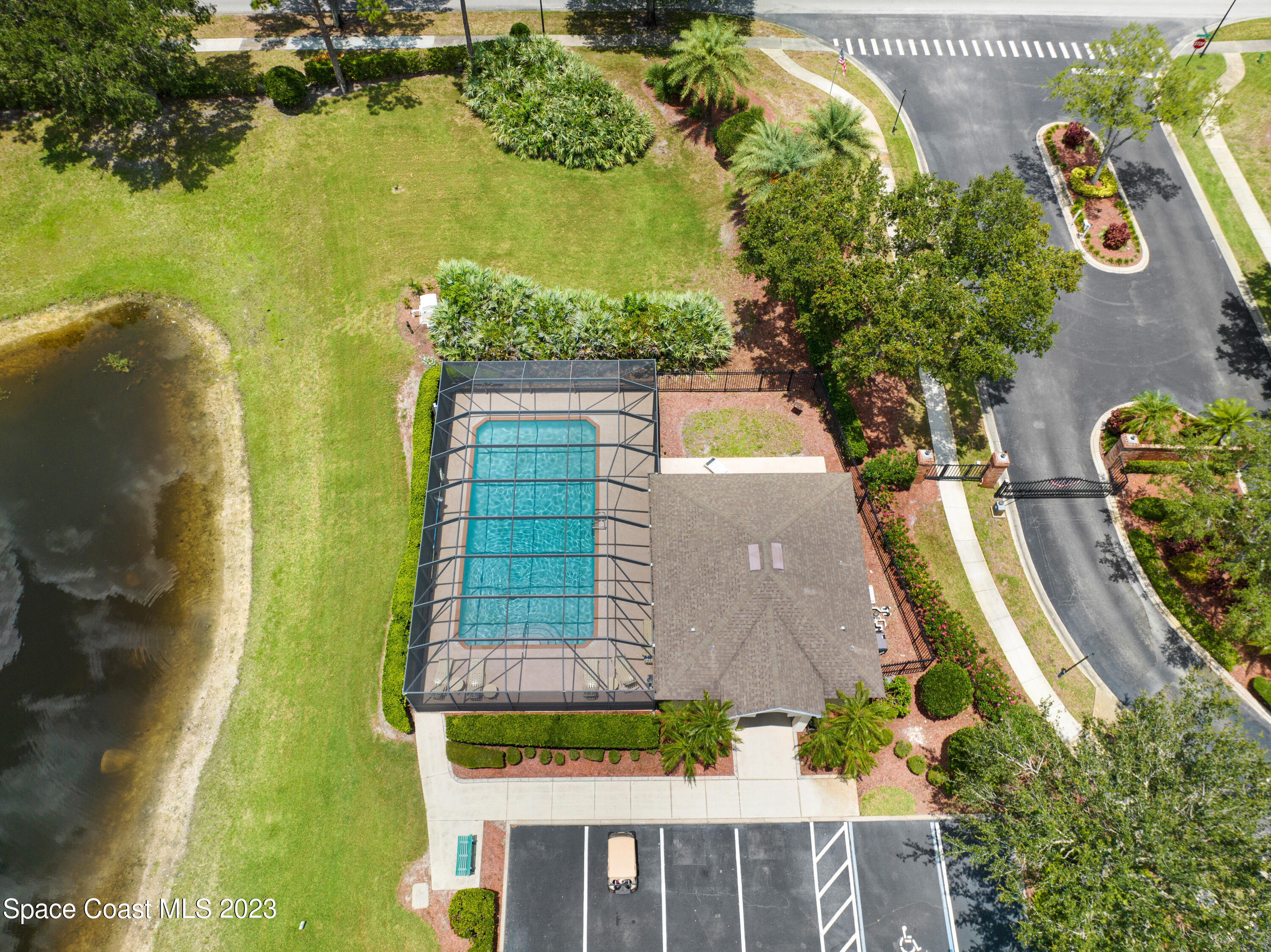 2160 Chinaberry Circle SE