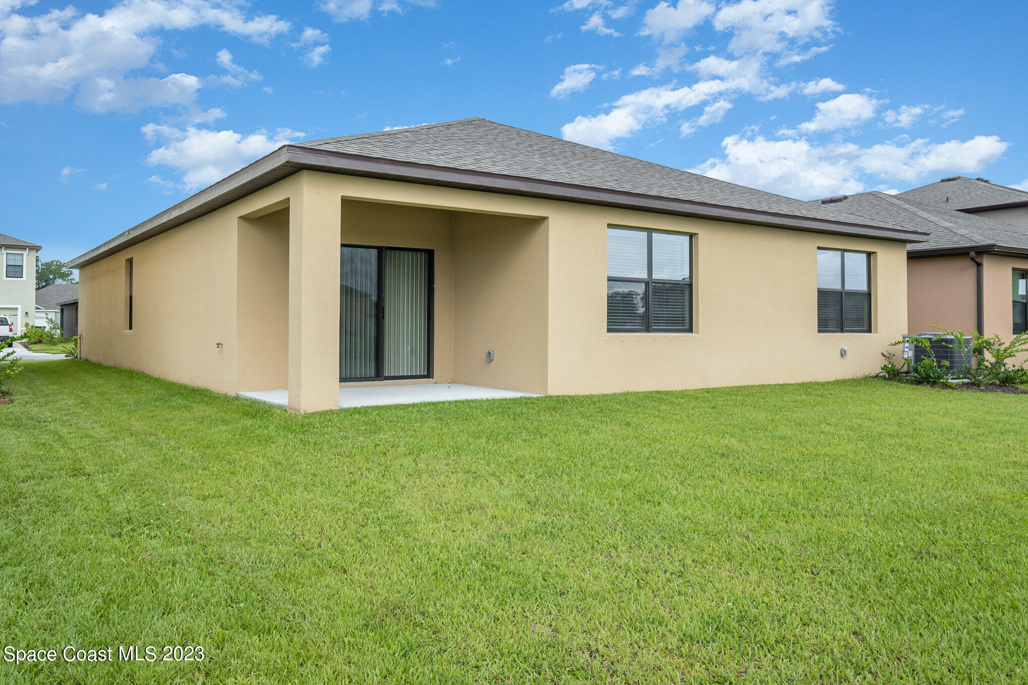 1373 Mineral Loop Drive NW