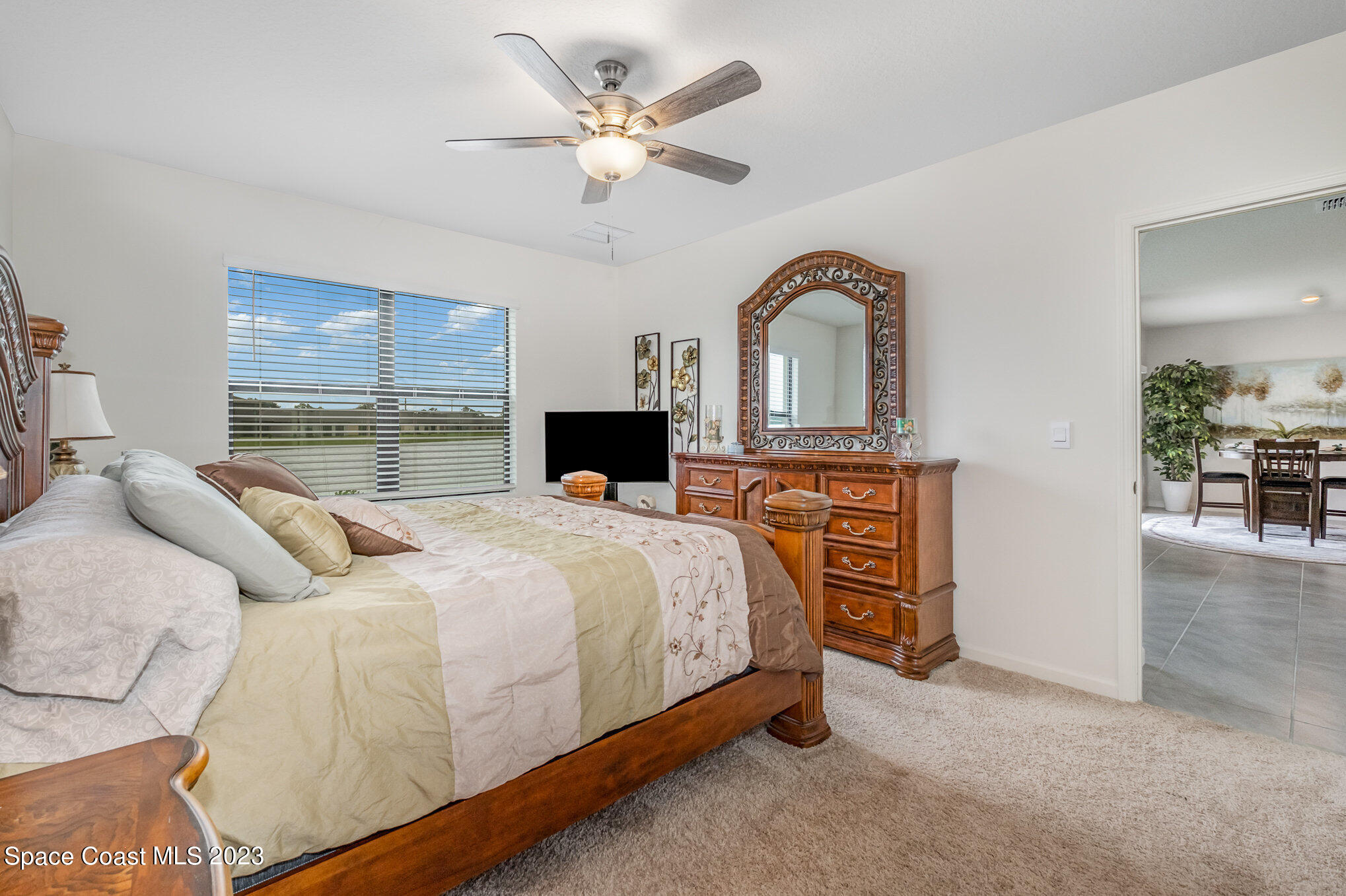 1373 Mineral Loop Drive NW