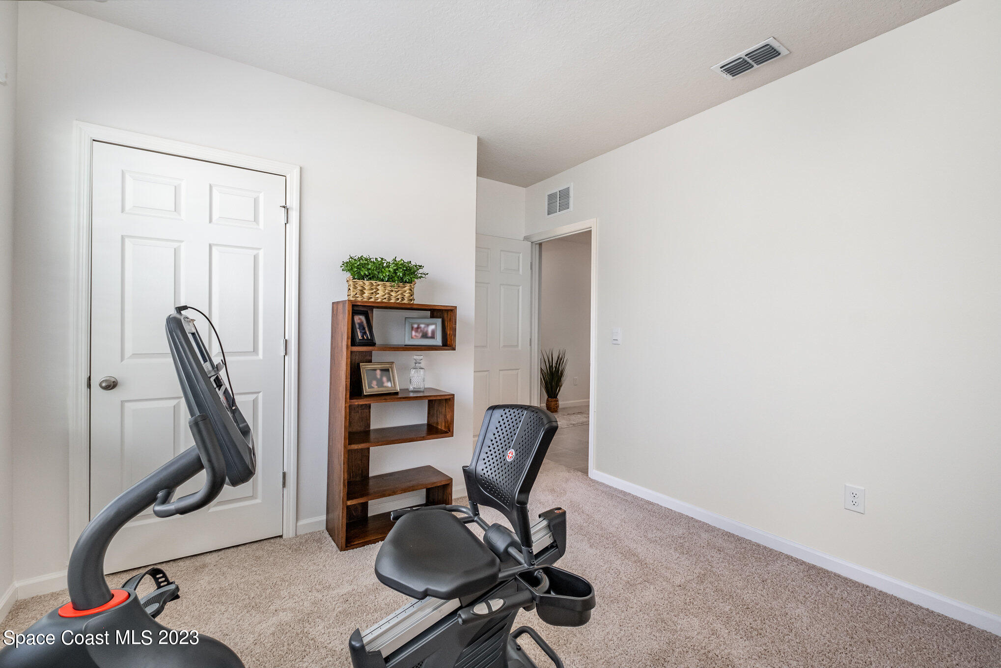 1373 Mineral Loop Drive NW