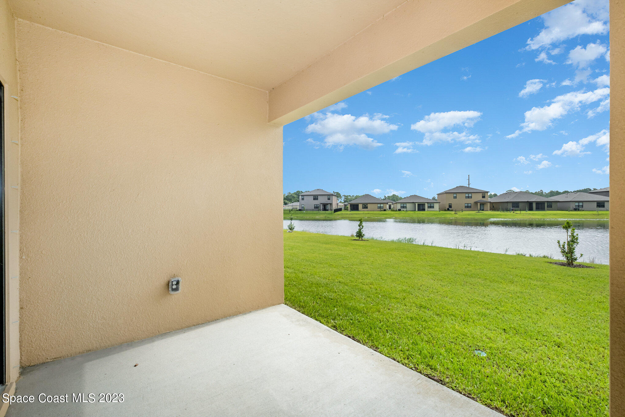 1373 Mineral Loop Drive NW