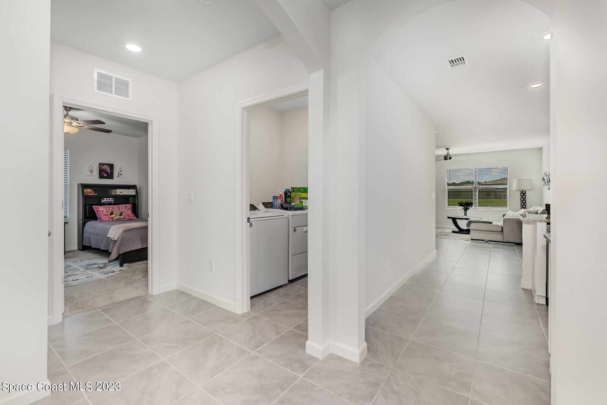 1373 Mineral Loop Drive NW