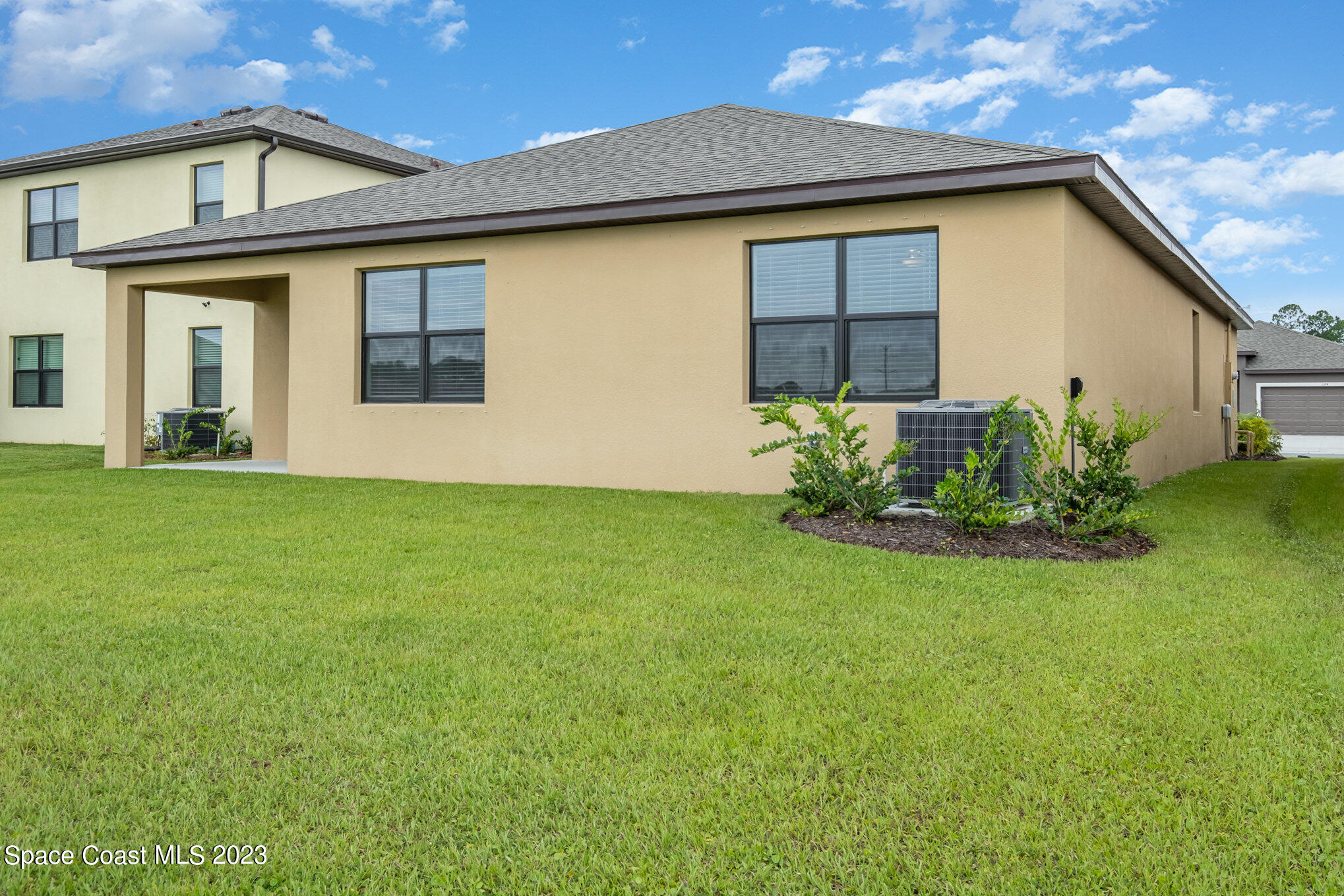 1373 Mineral Loop Drive NW