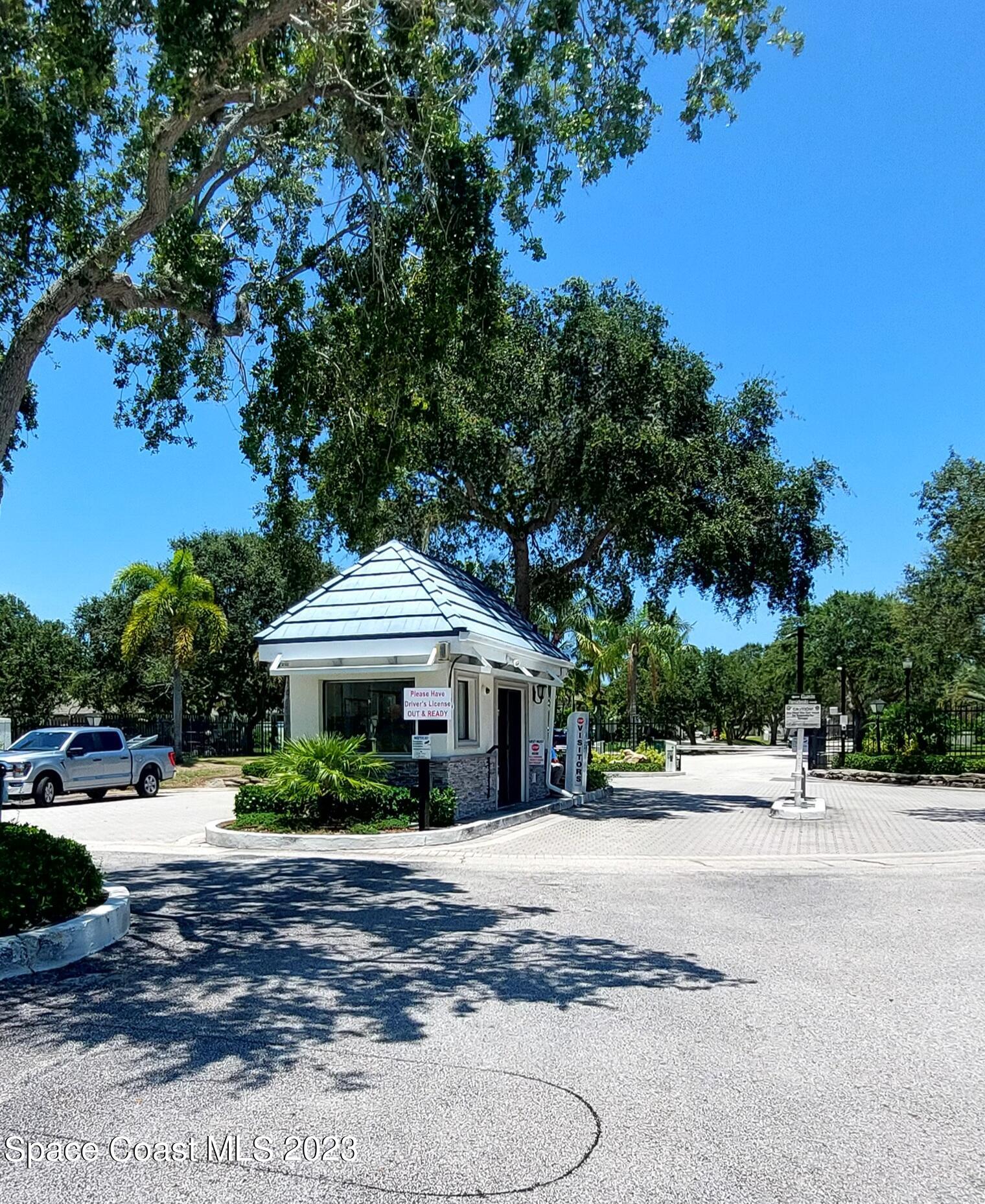544 Hummingbird Drive