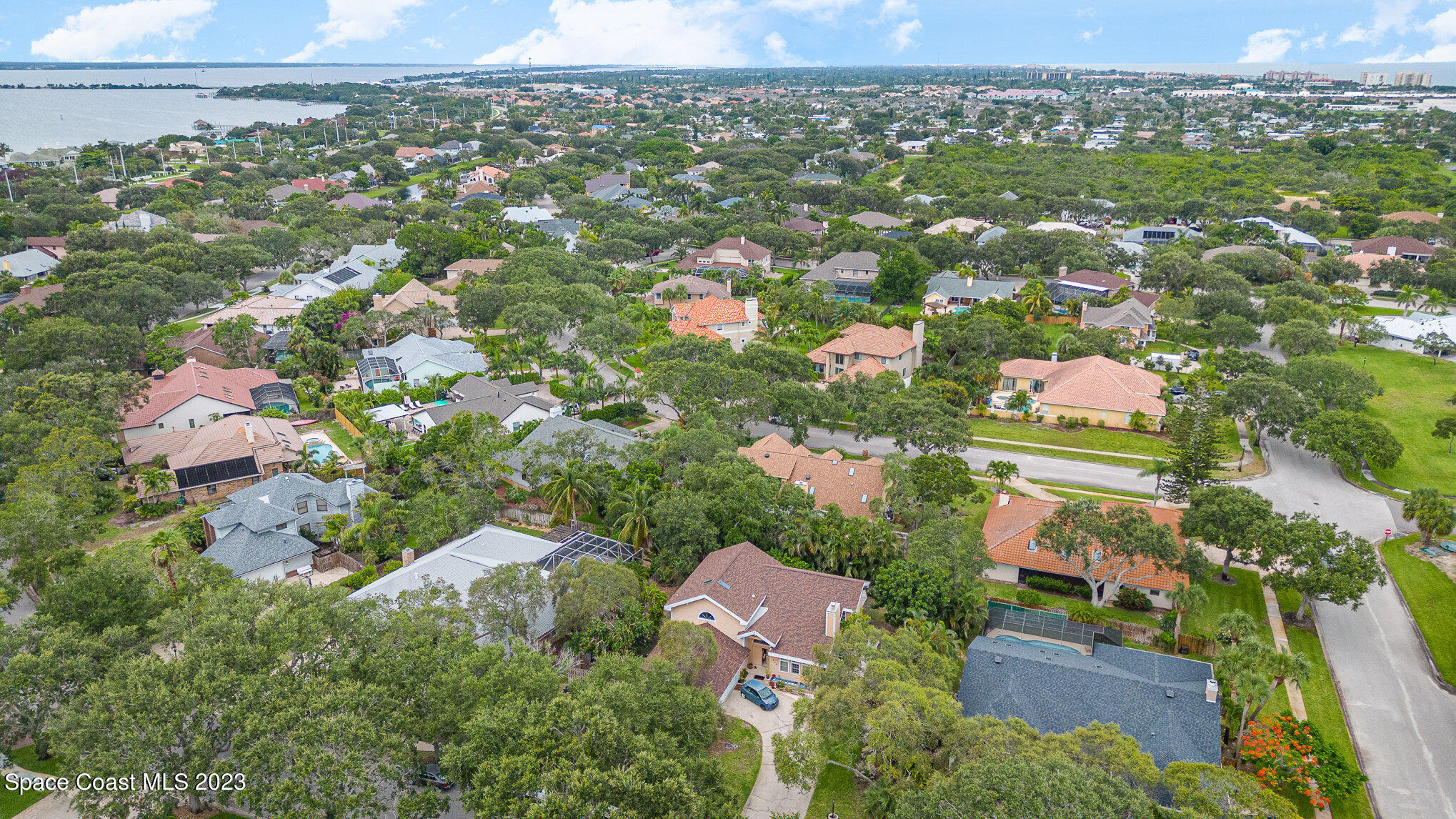 544 Hummingbird Drive