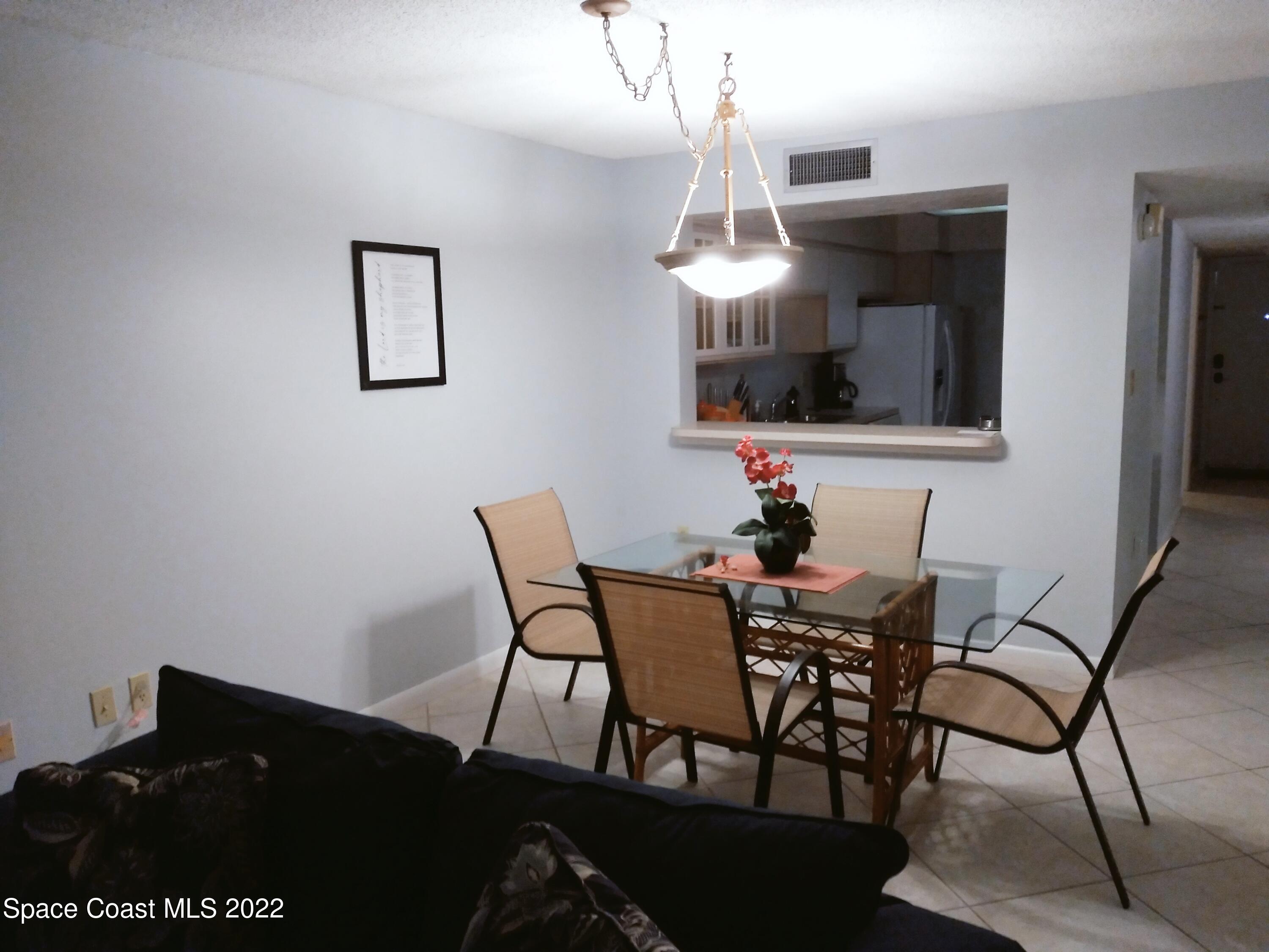 555 Fillmore Avenue, 304