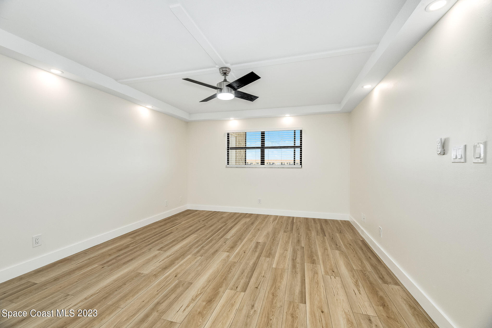 500 Palm Springs Boulevard 807