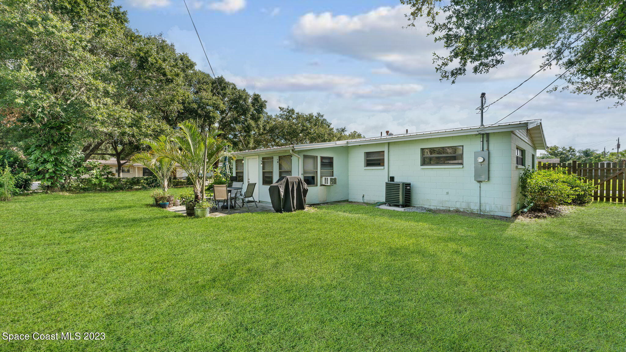 1937 Exeter Drive