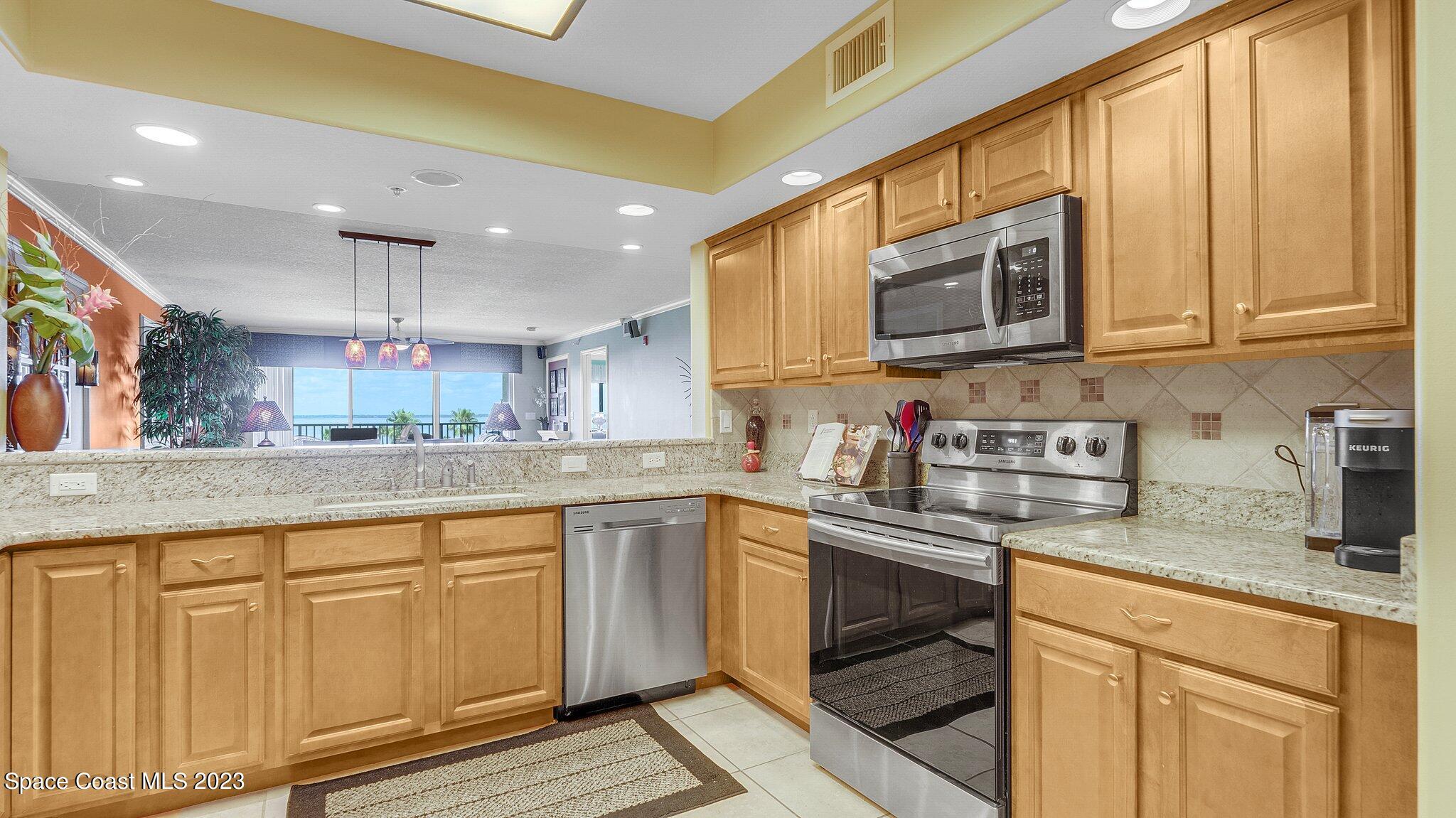 742 Bayside Drive, 502