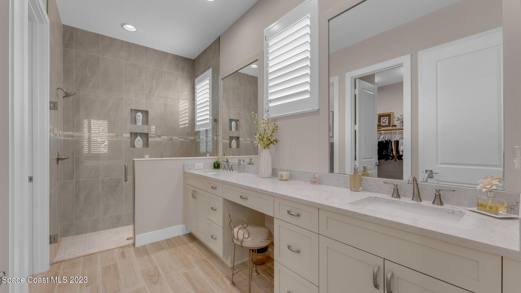 9351 Orchid Cove Circle