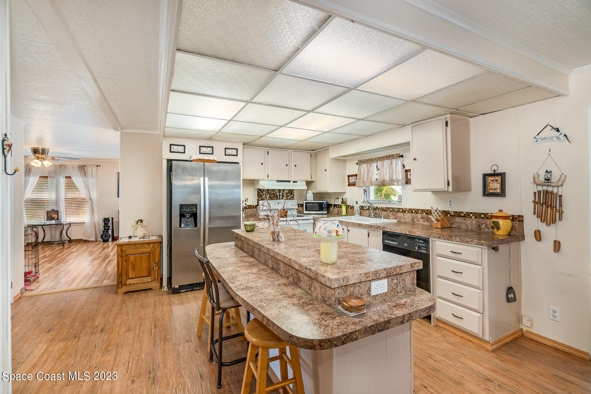 909 Oriole Circle