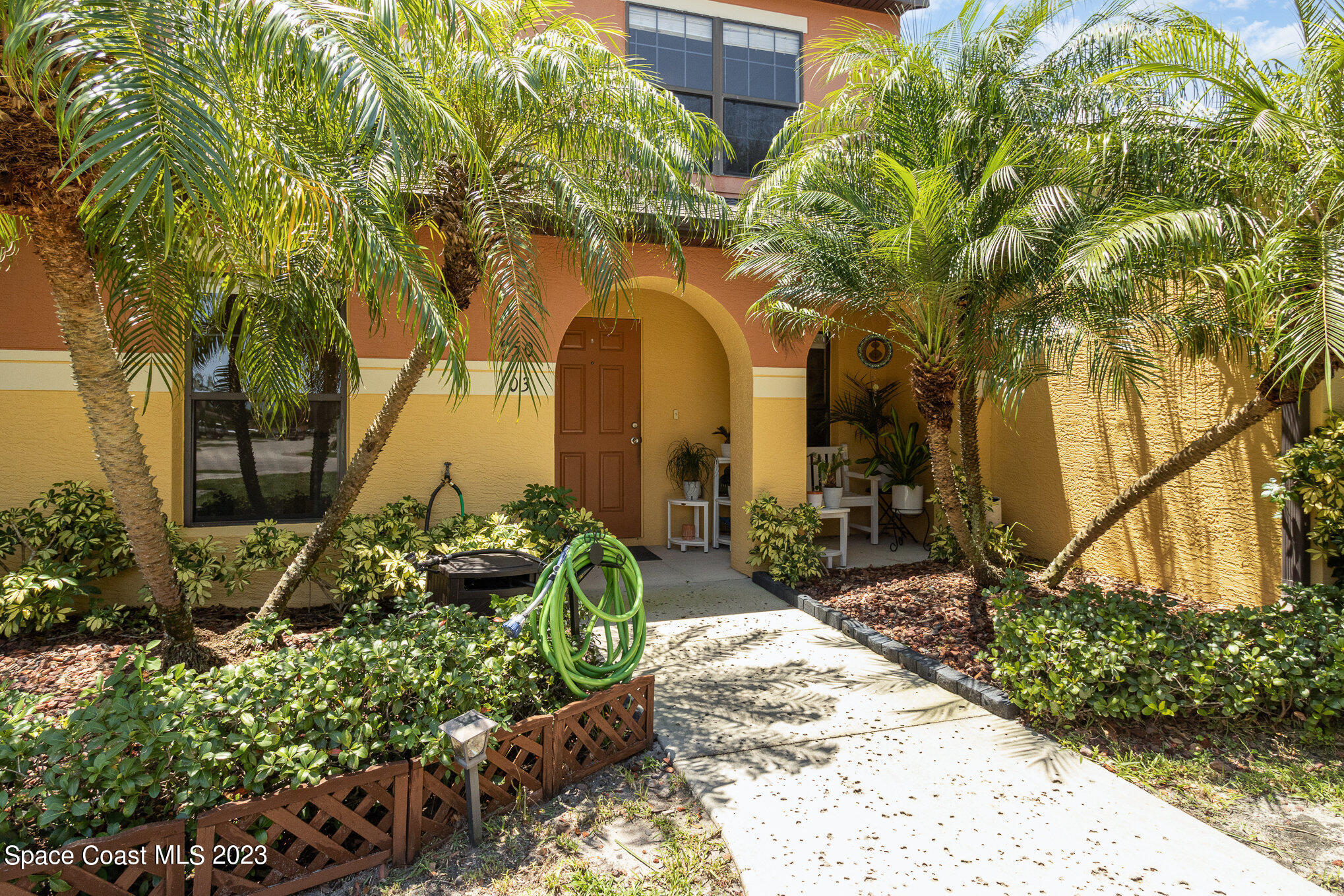 950 Luminary Circle, 103