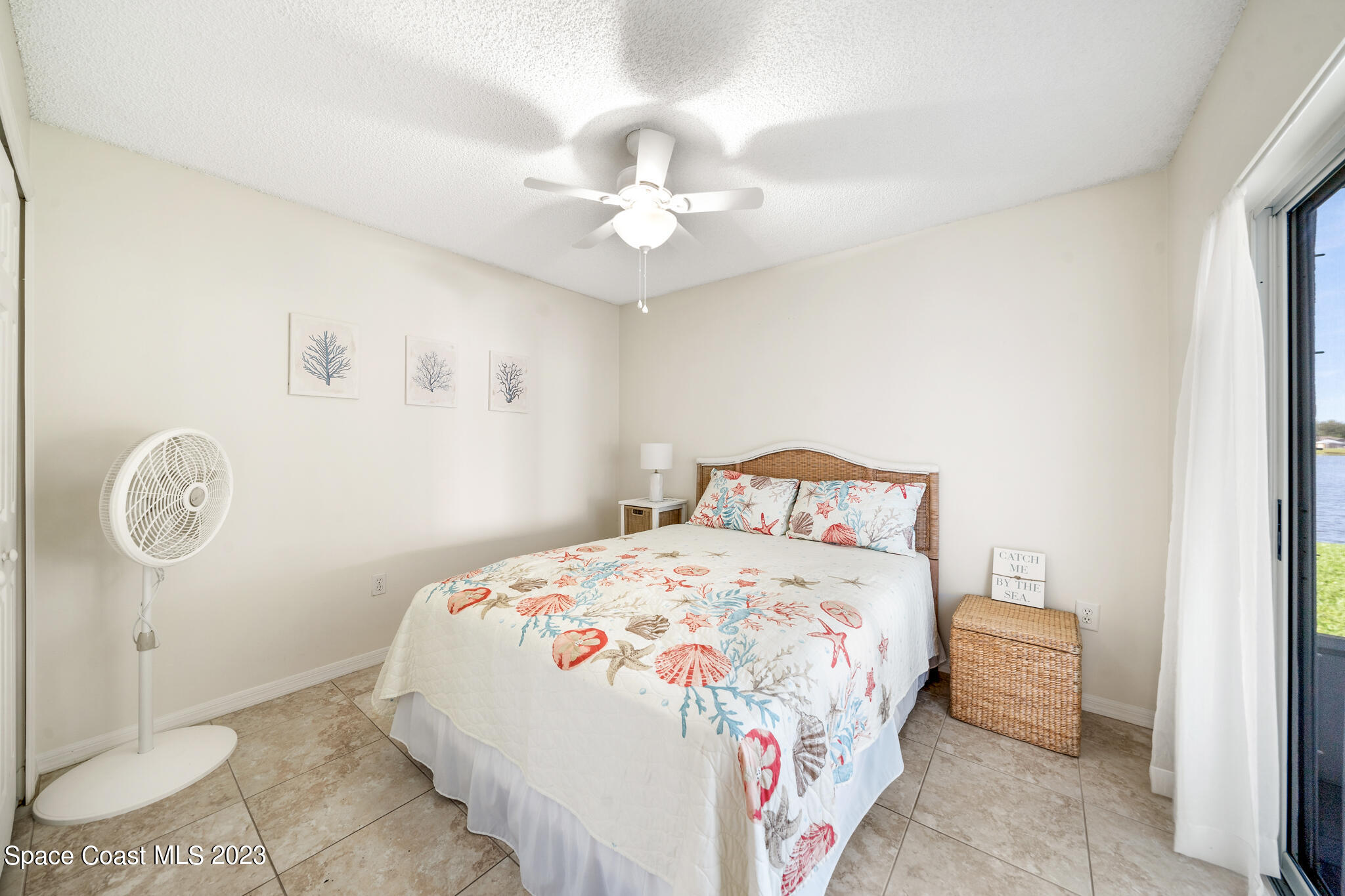 1623 Vista Lake Circle