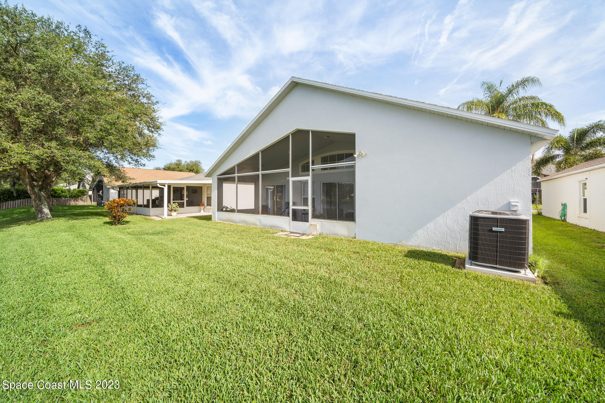 1623 Vista Lake Circle