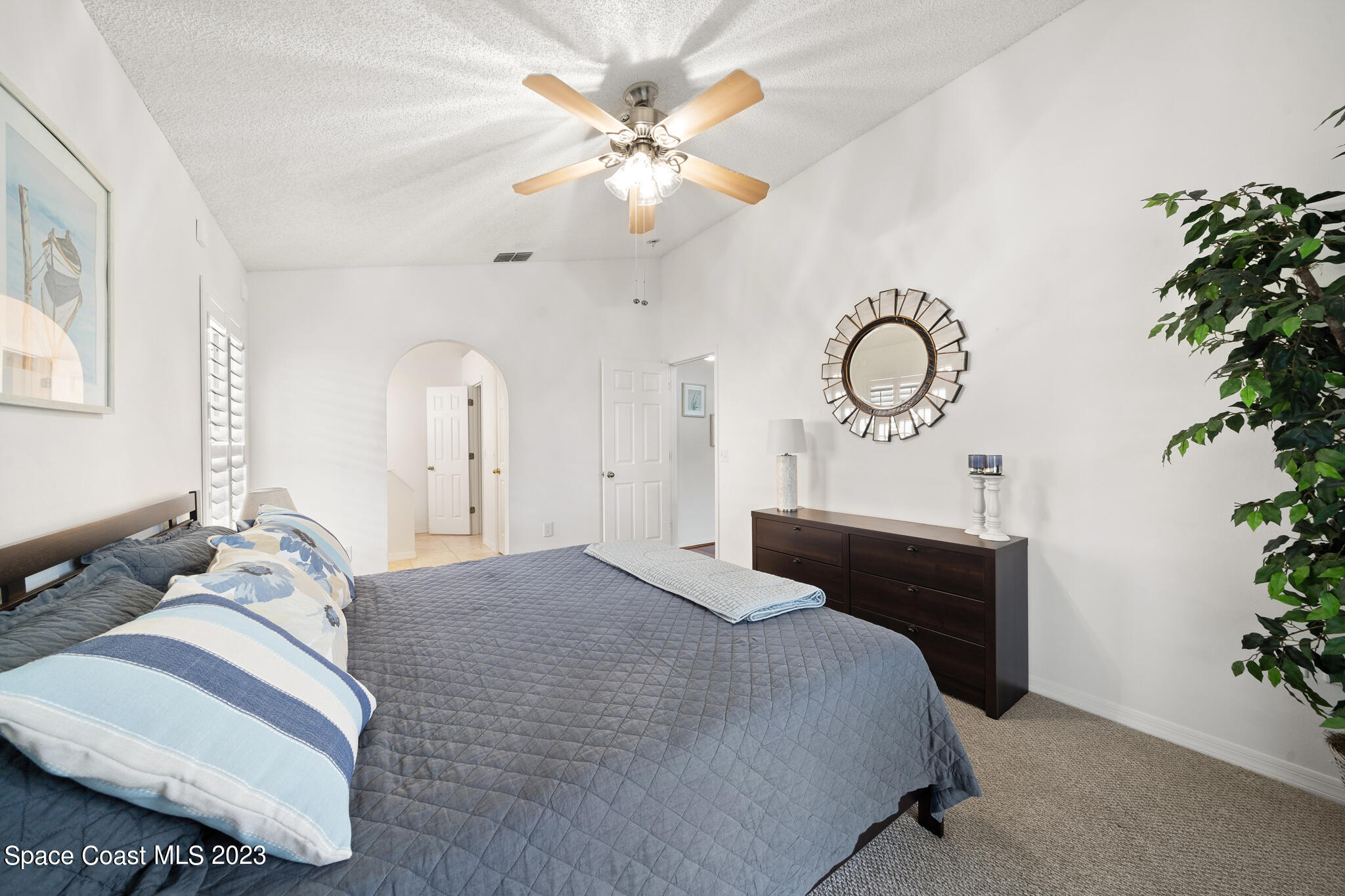 1623 Vista Lake Circle