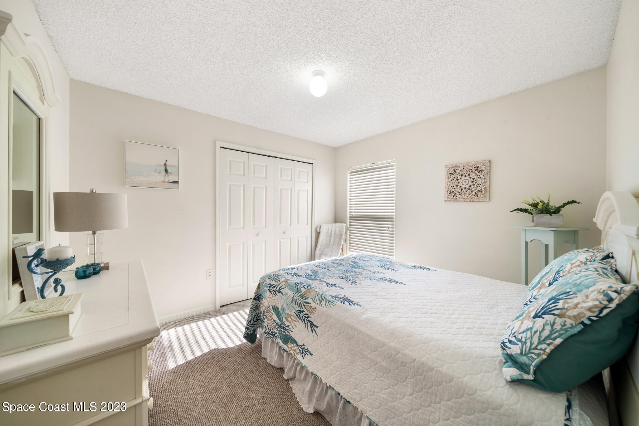1623 Vista Lake Circle