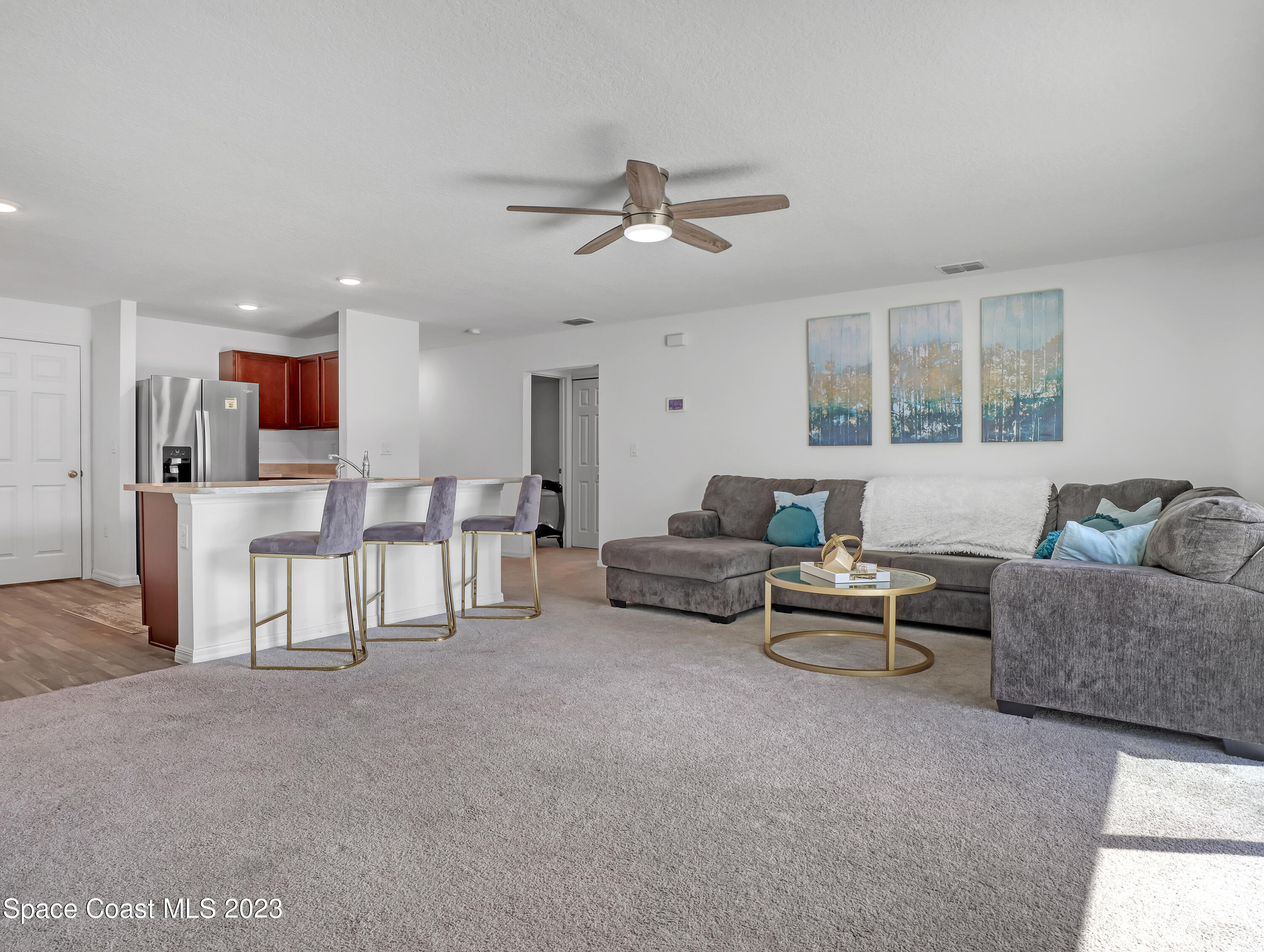 1100 Eldron Boulevard SE