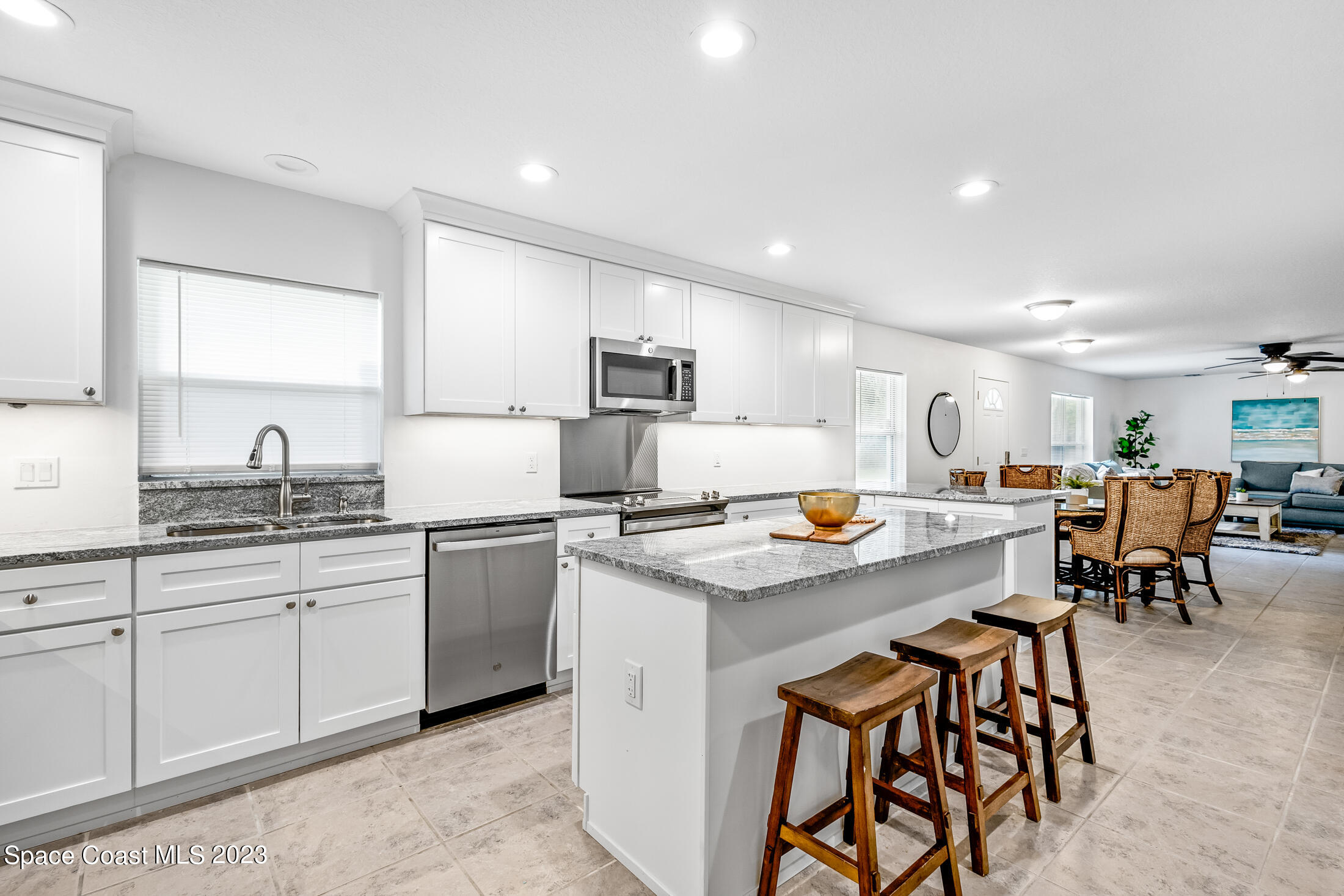 472 Gray Road