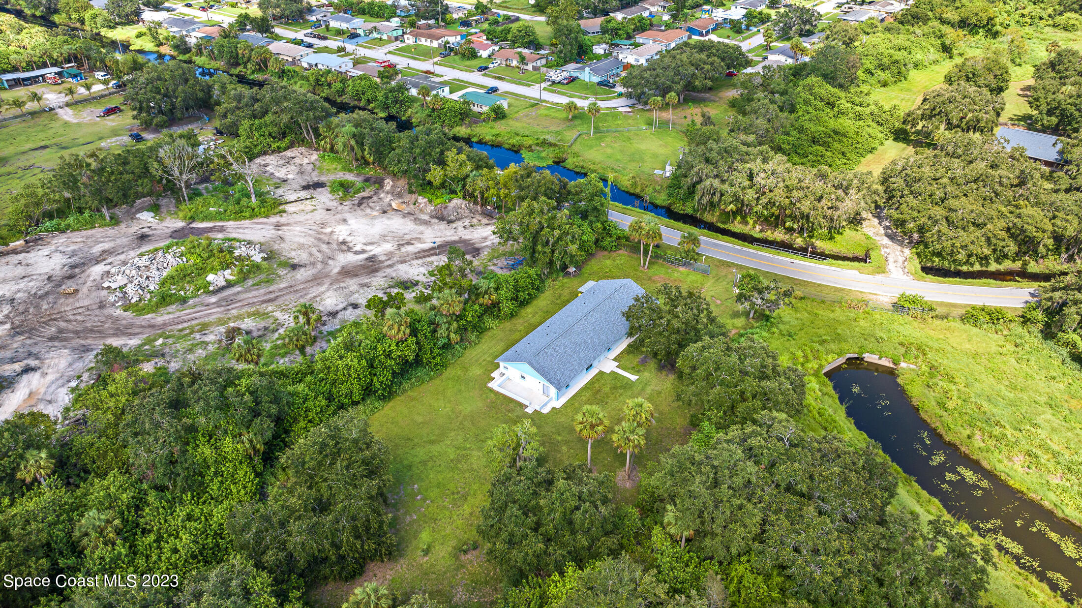 472 Gray Road