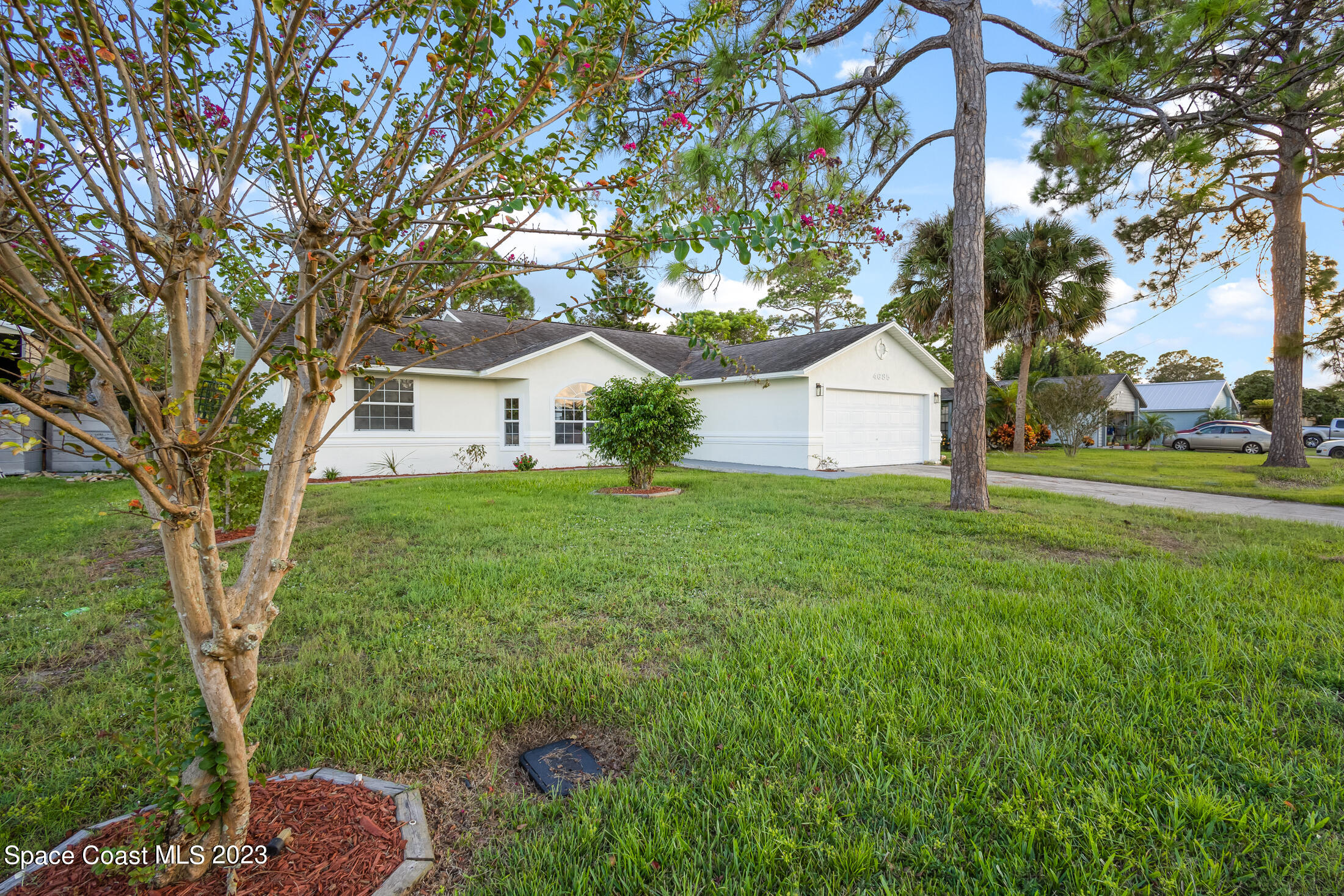 4685 Fairsun Street