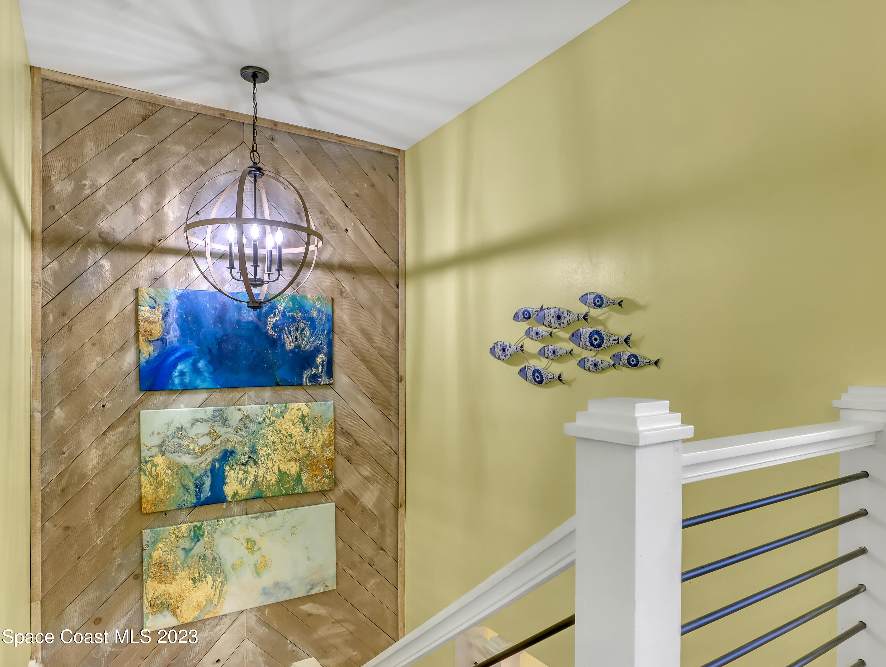 8704 Hibiscus Court