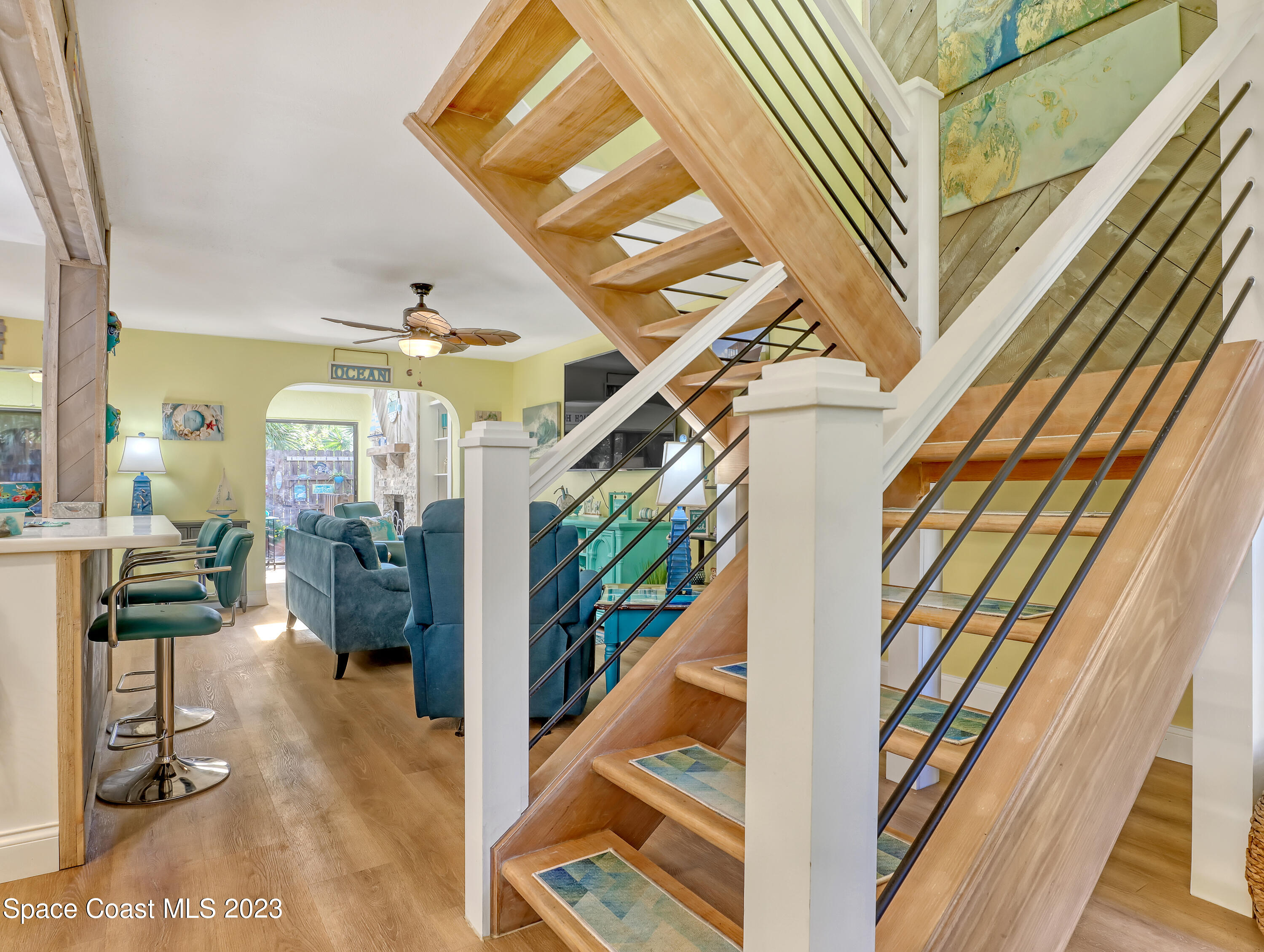 8704 Hibiscus Court