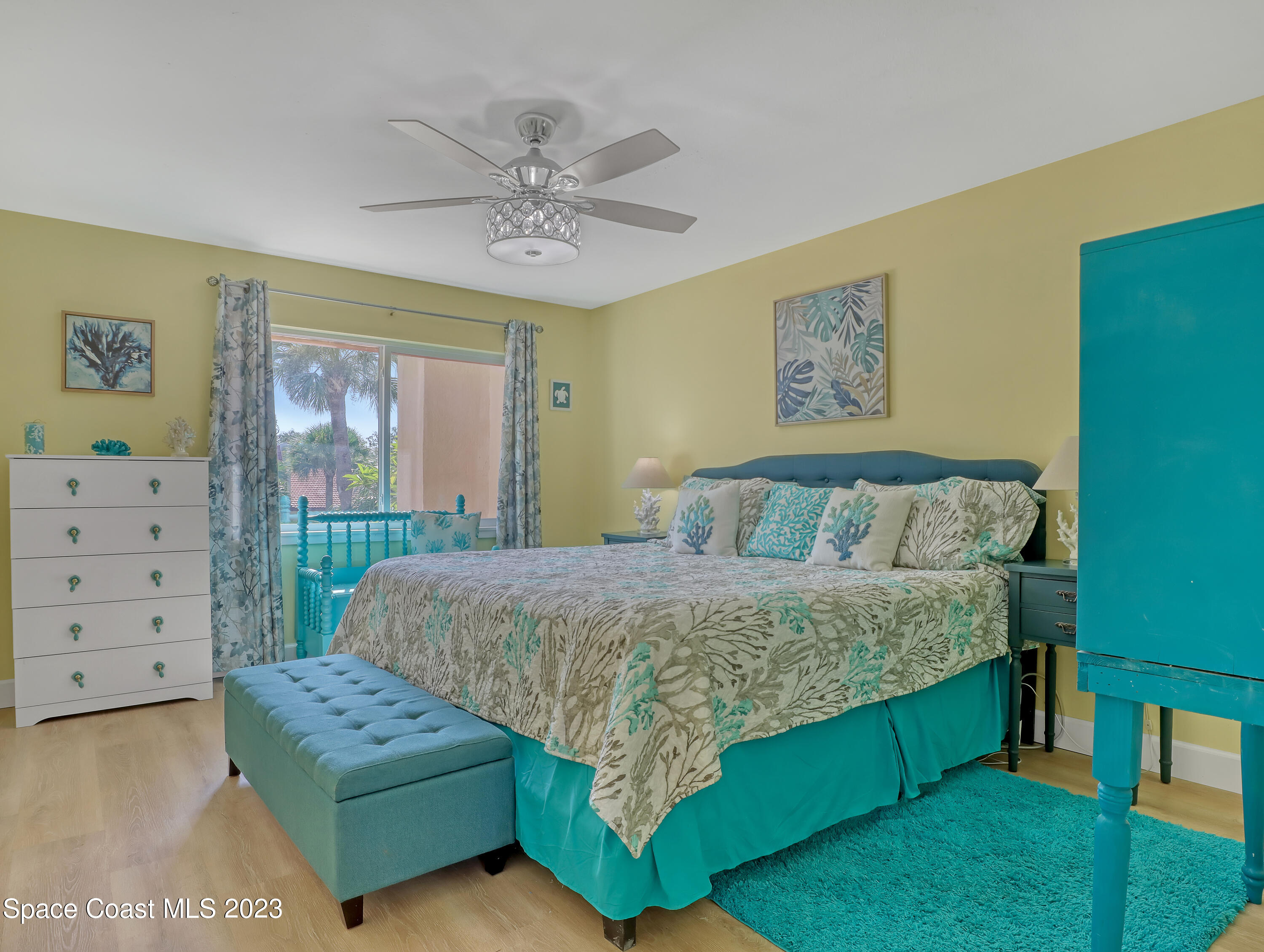 8704 Hibiscus Court
