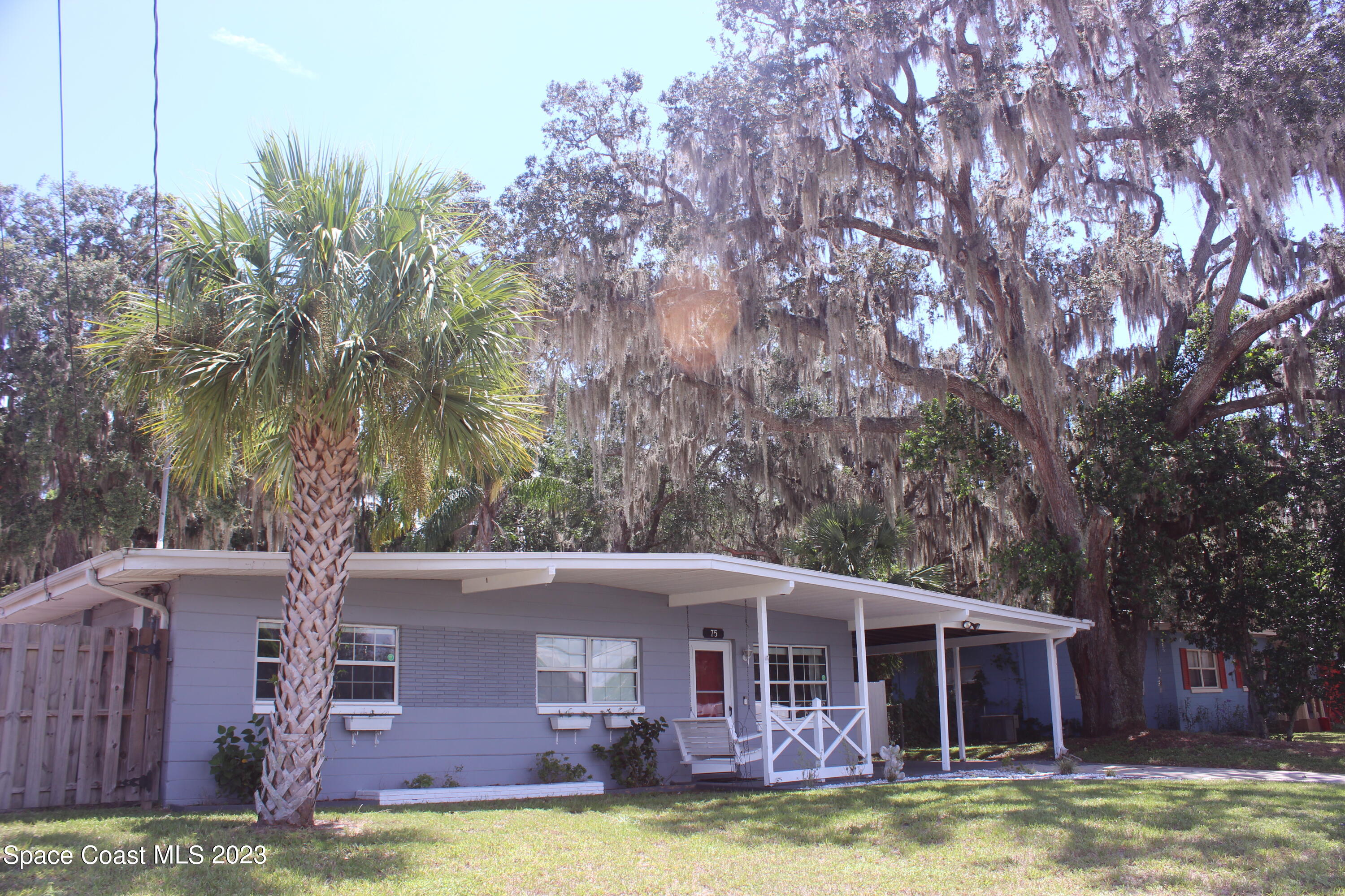 75 N Hilltop Drive