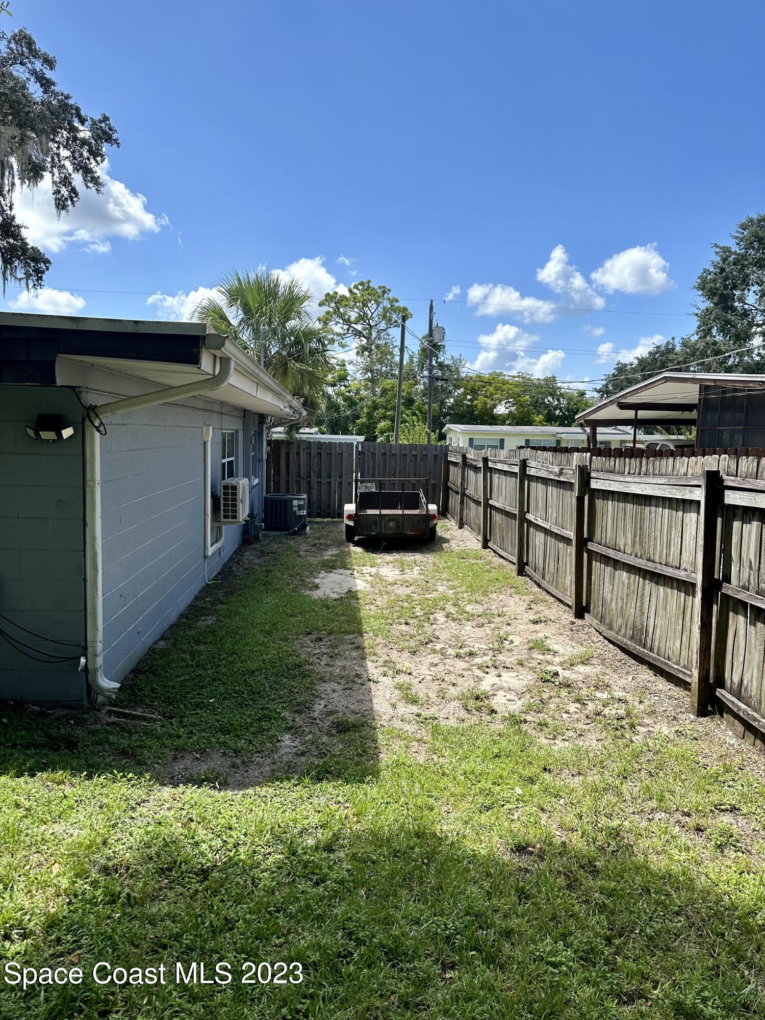 75 N Hilltop Drive