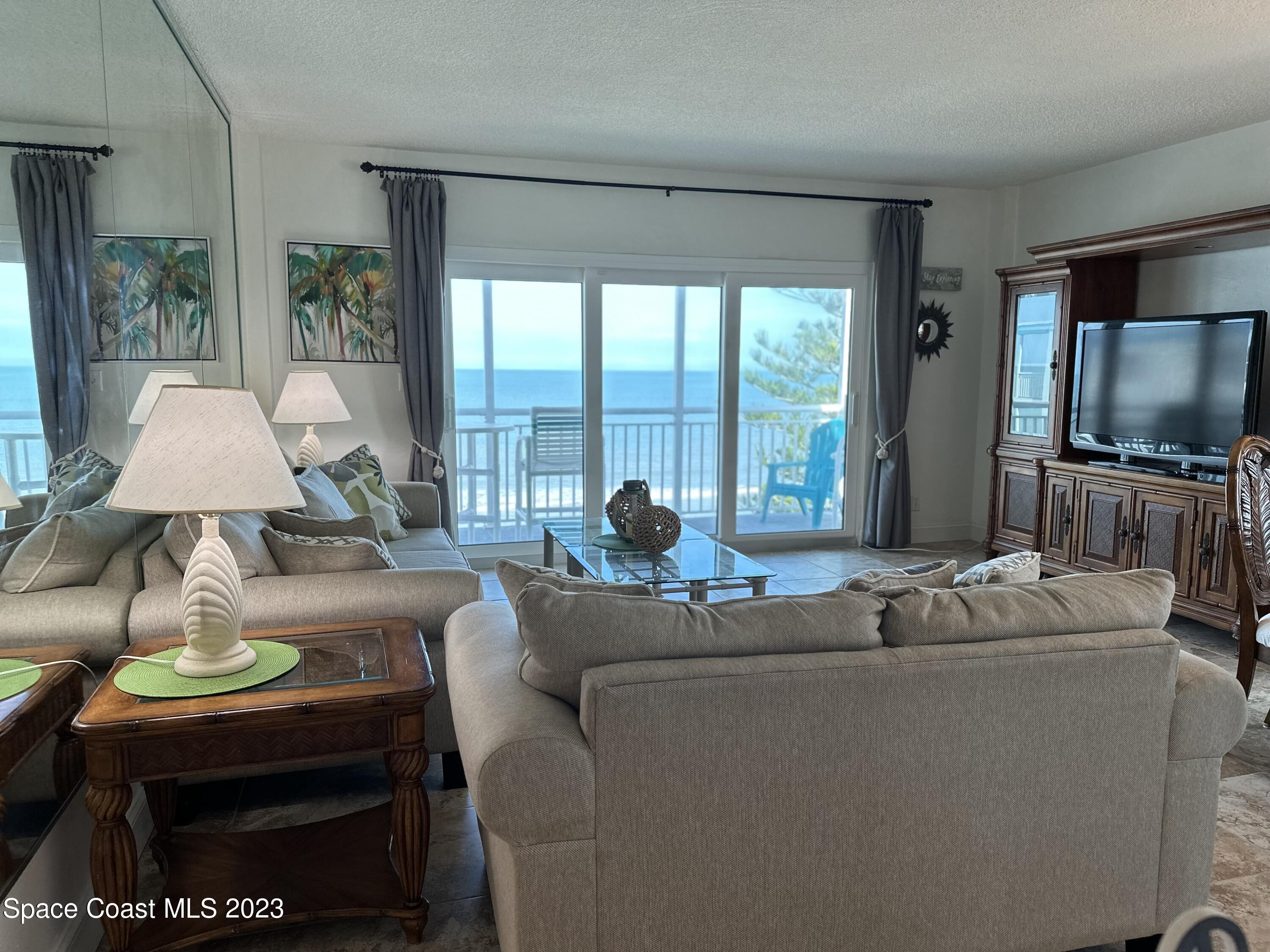 205 Highway A1a, 603