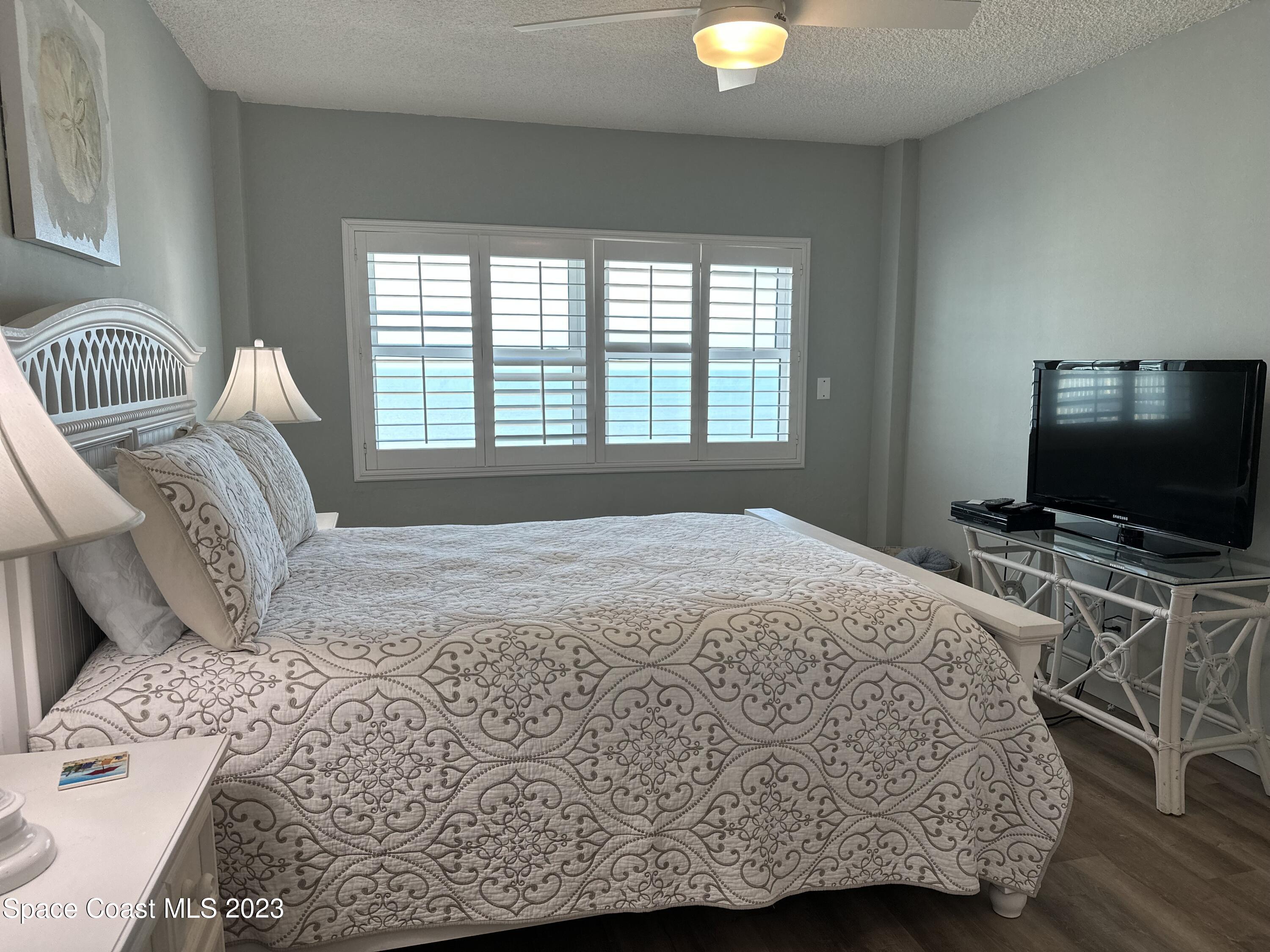 205 Highway A1a, 603