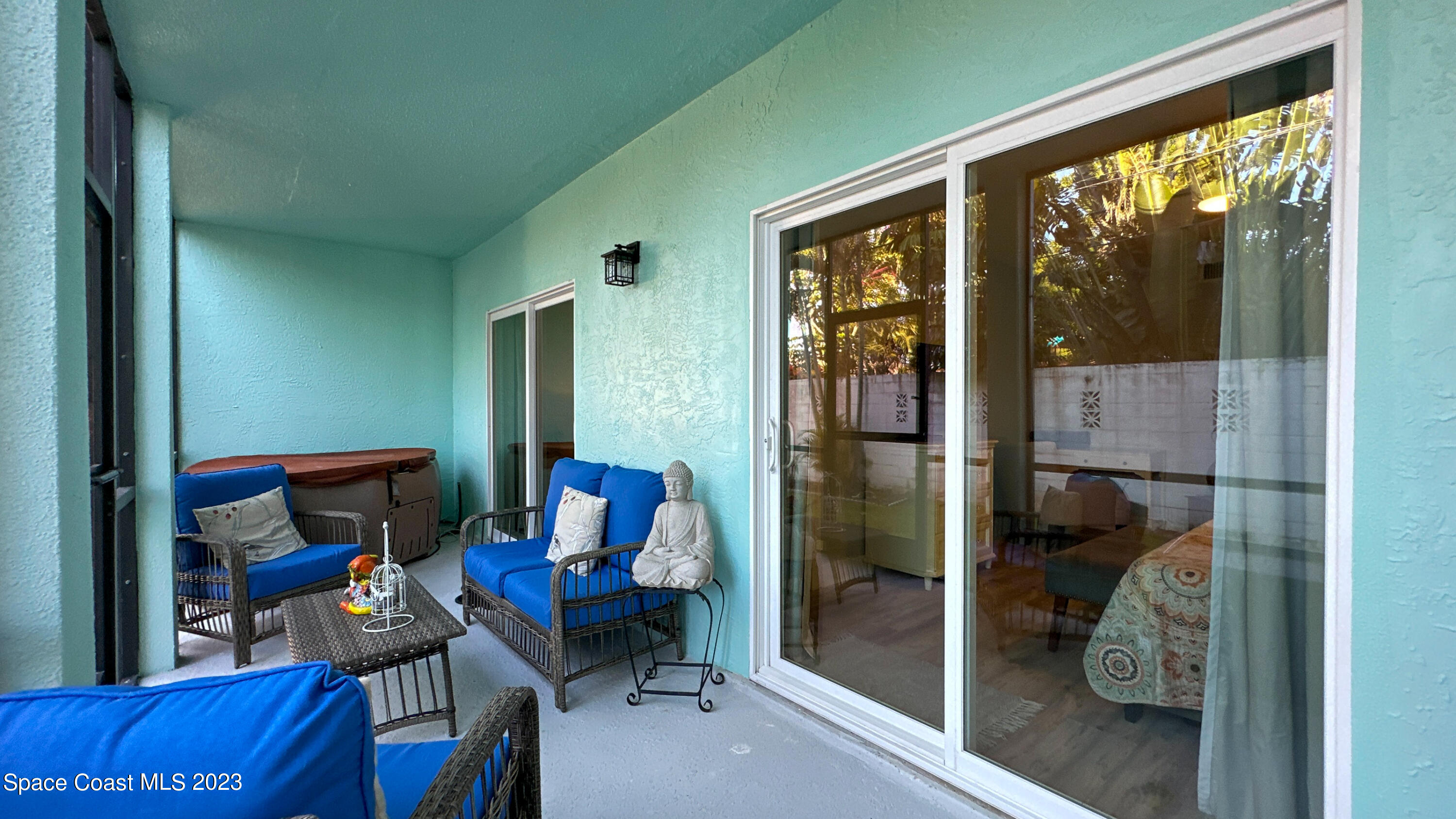 147 S Brevard Avenue, 2