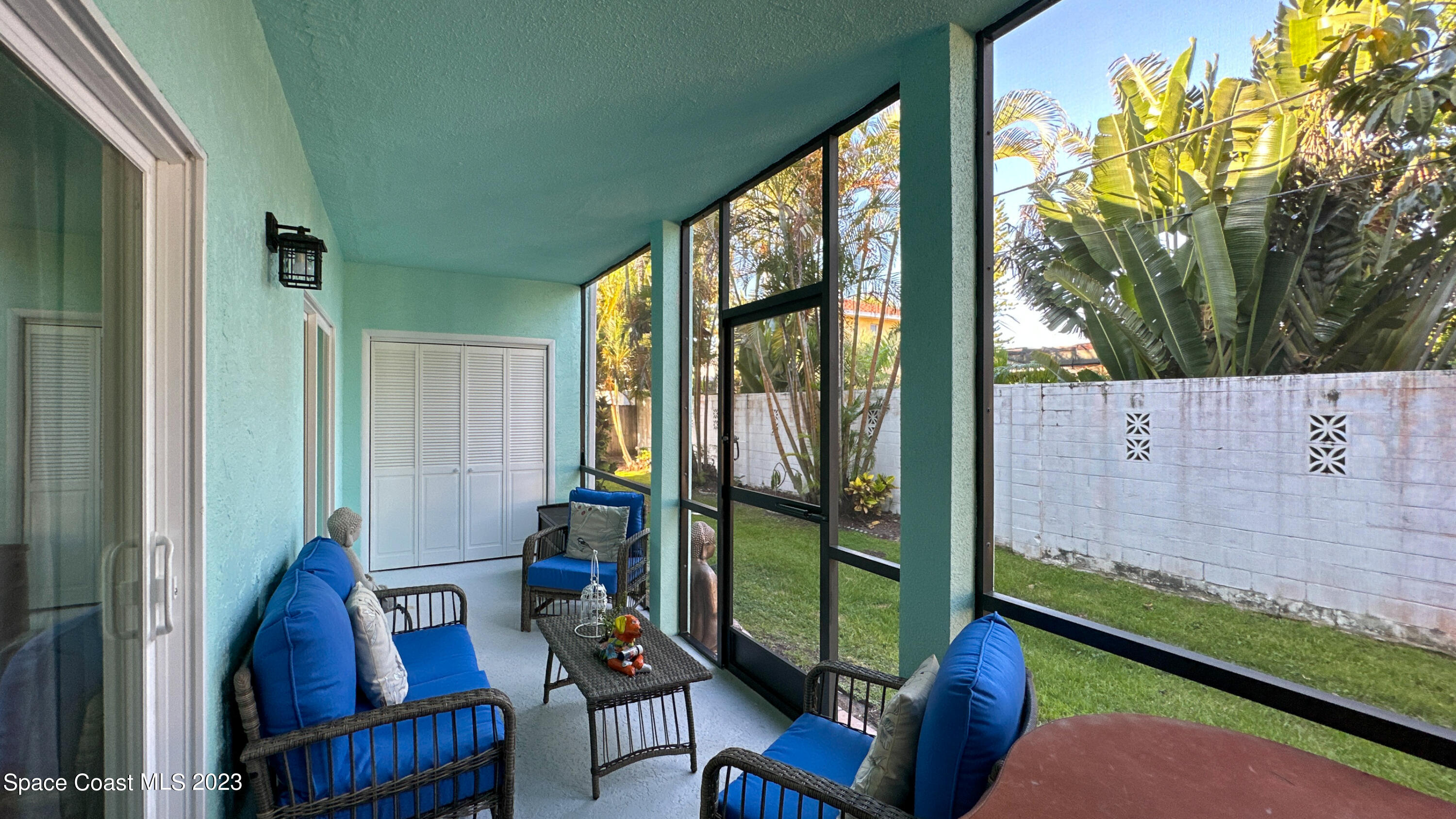147 S Brevard Avenue, 2