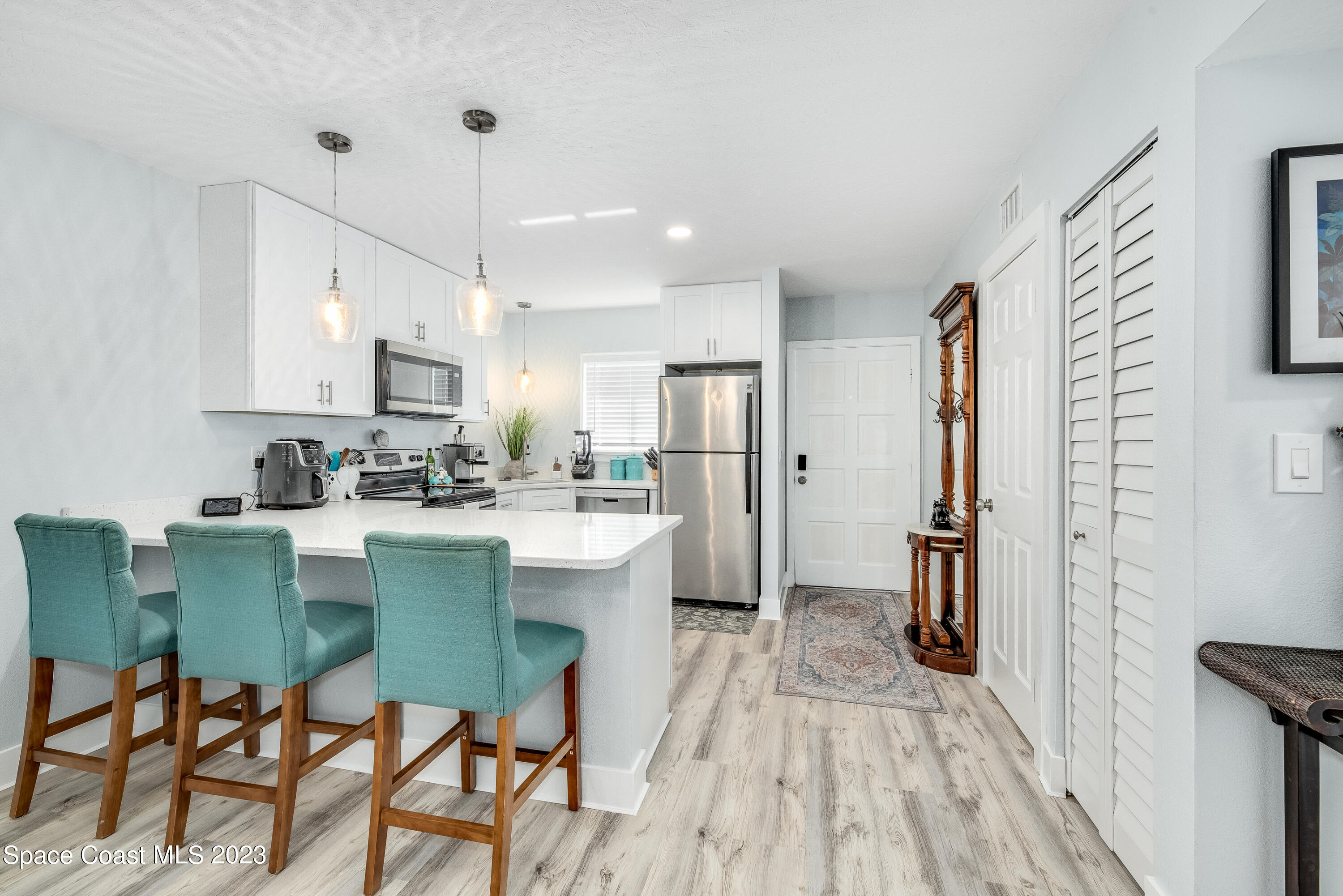 147 S Brevard Avenue, 2