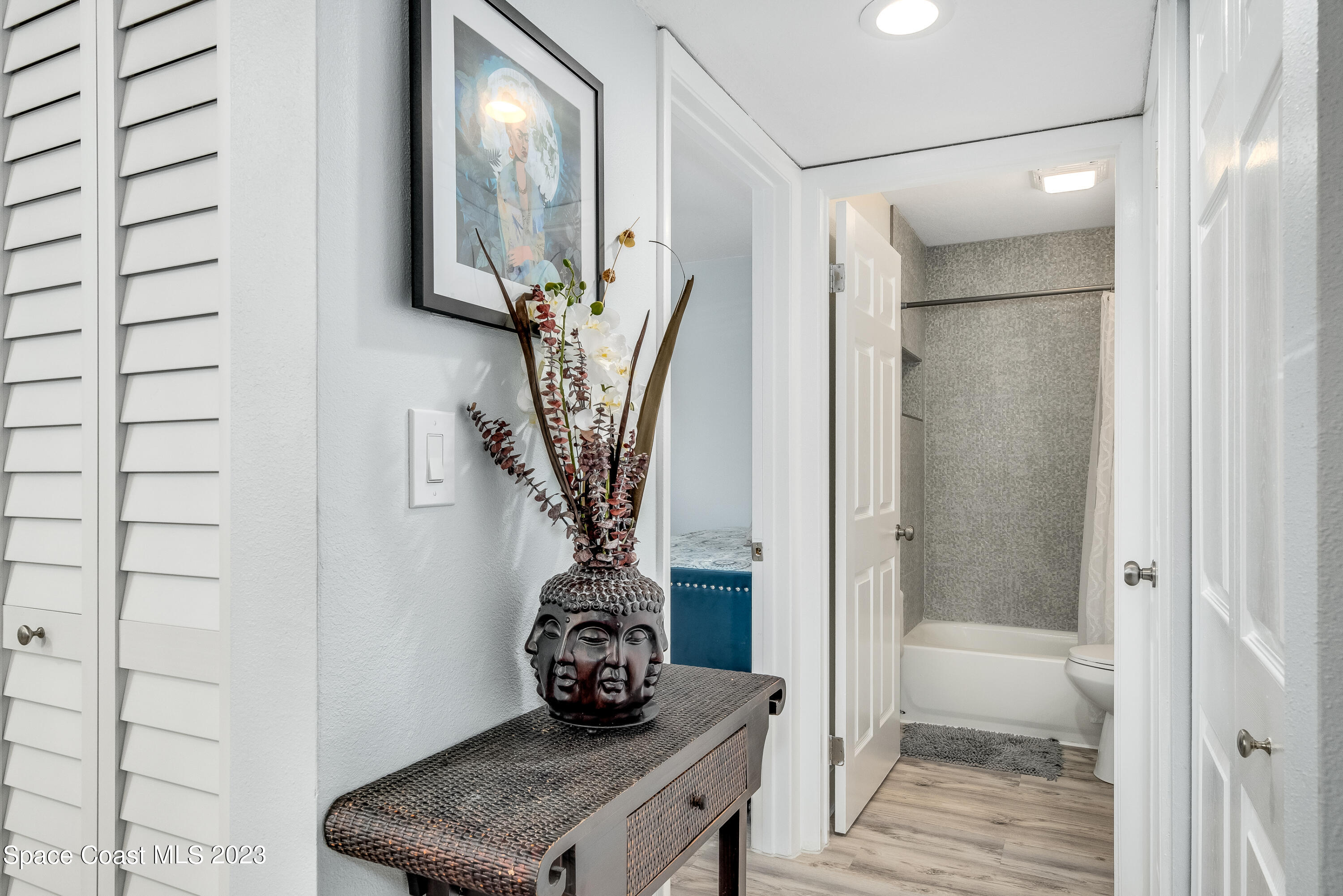 147 S Brevard Avenue, 2