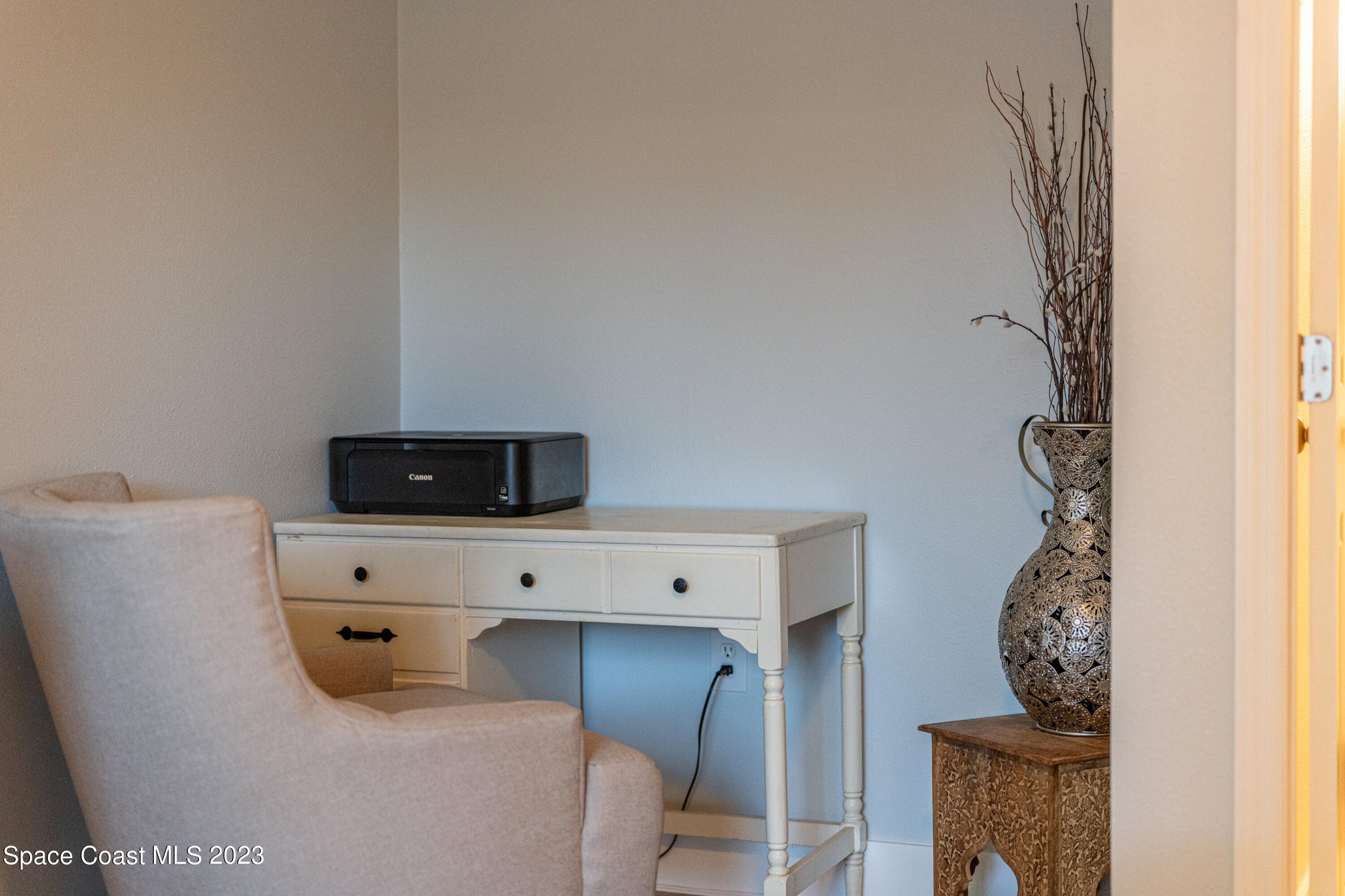 147 S Brevard Avenue, 2