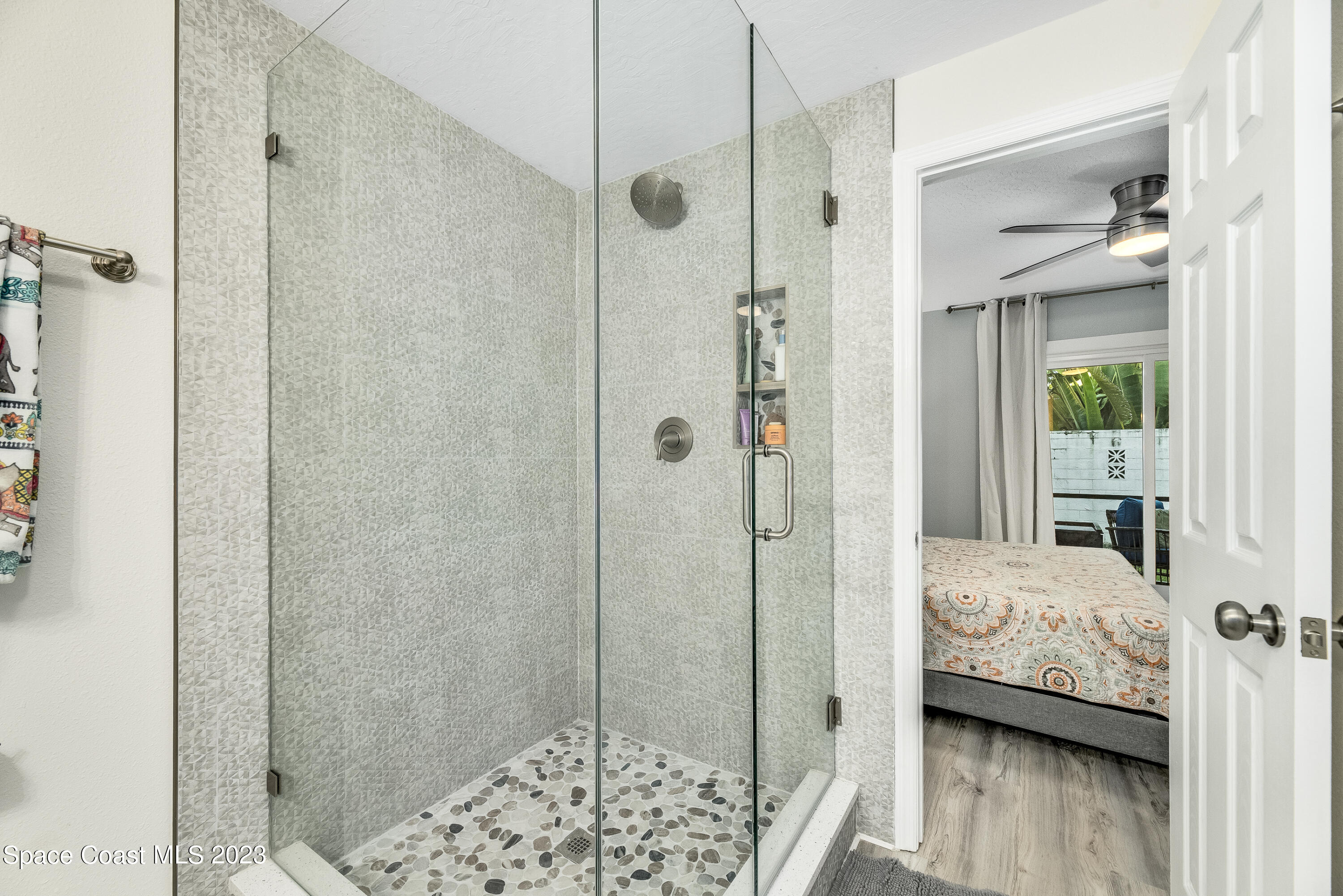 147 S Brevard Avenue, 2