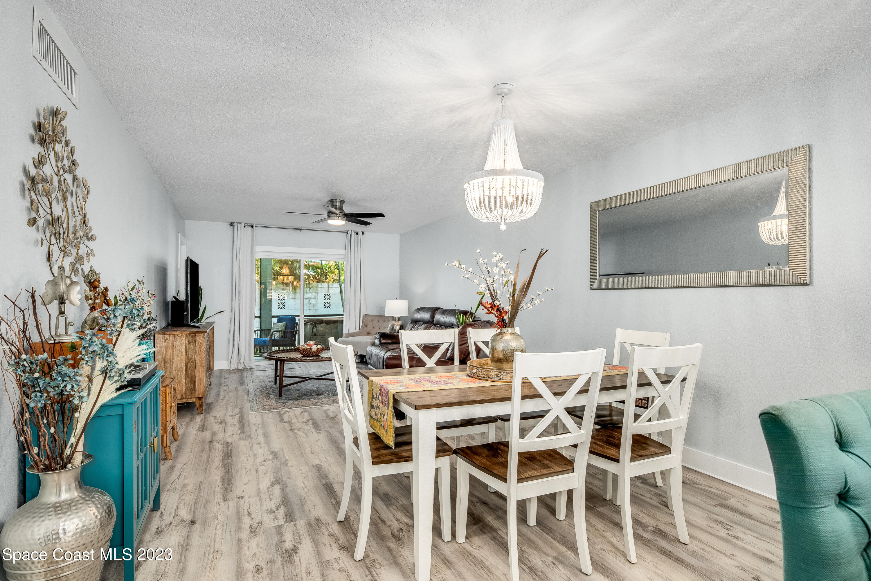 147 S Brevard Avenue, 2