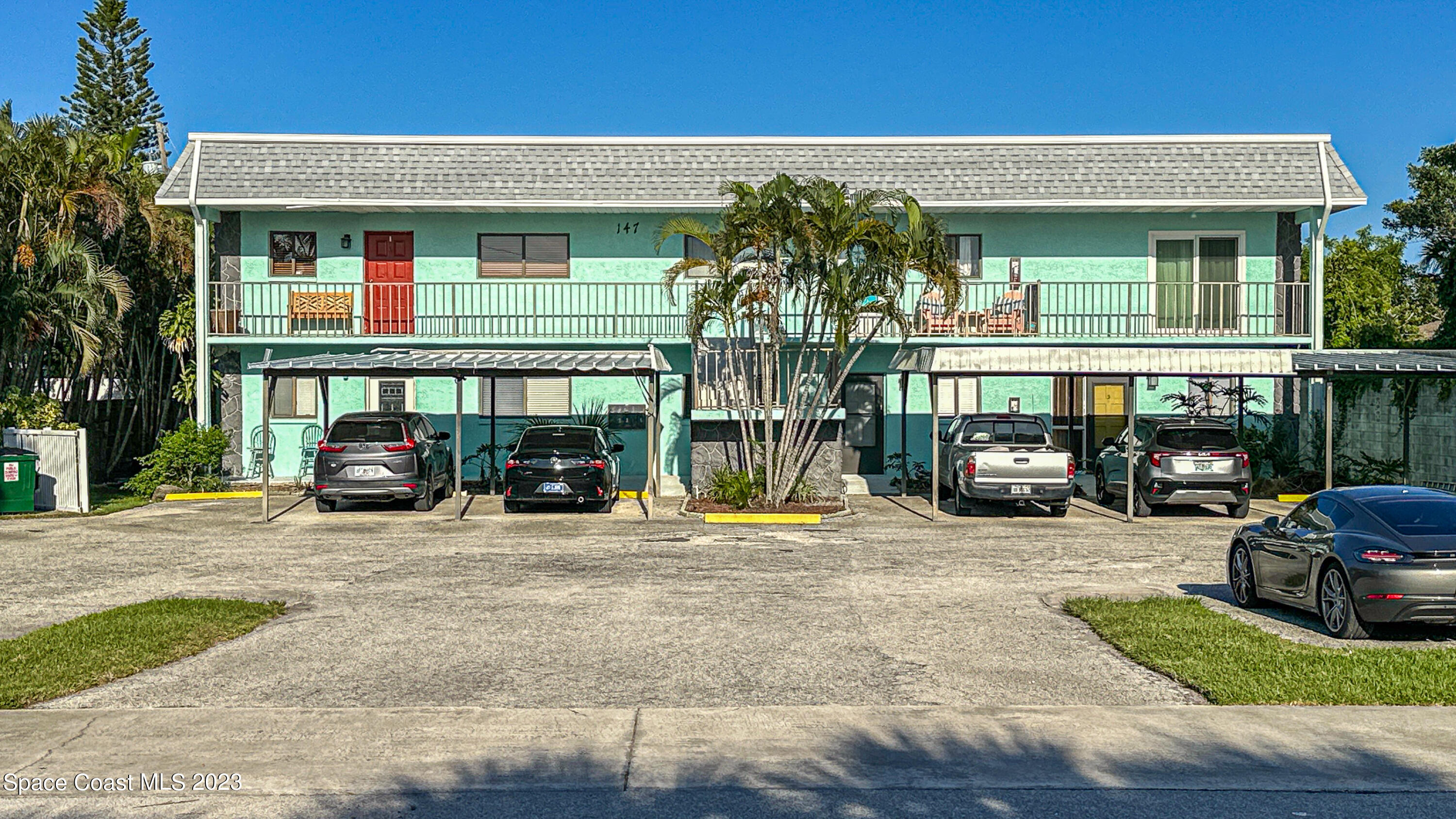 147 S Brevard Avenue, 2