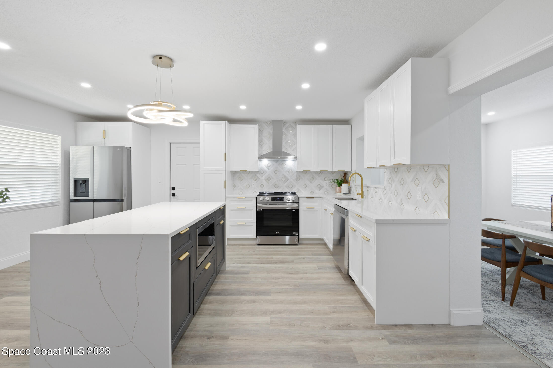 415 N Shore Drive