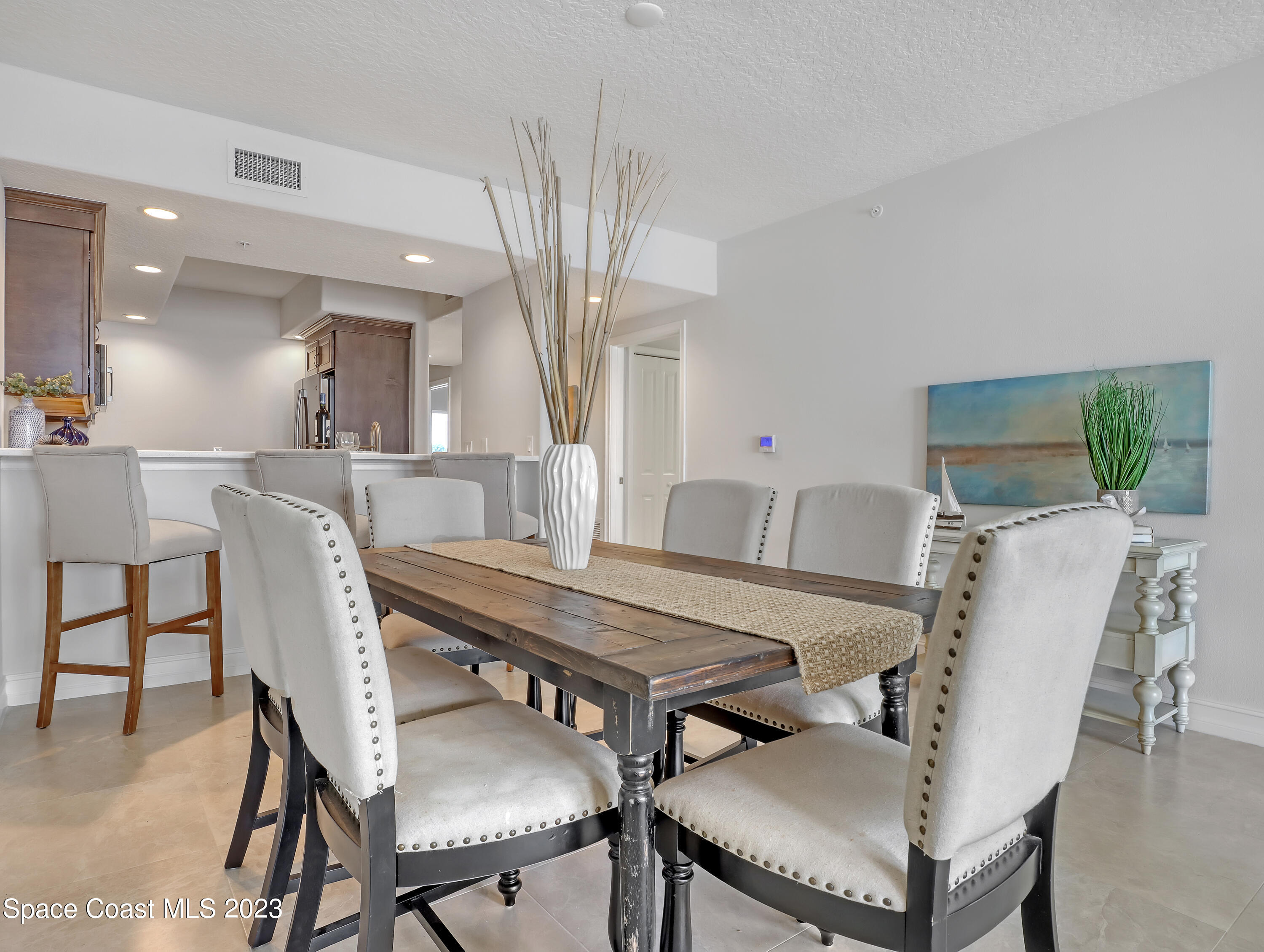 1805 Riverside Drive, 305n