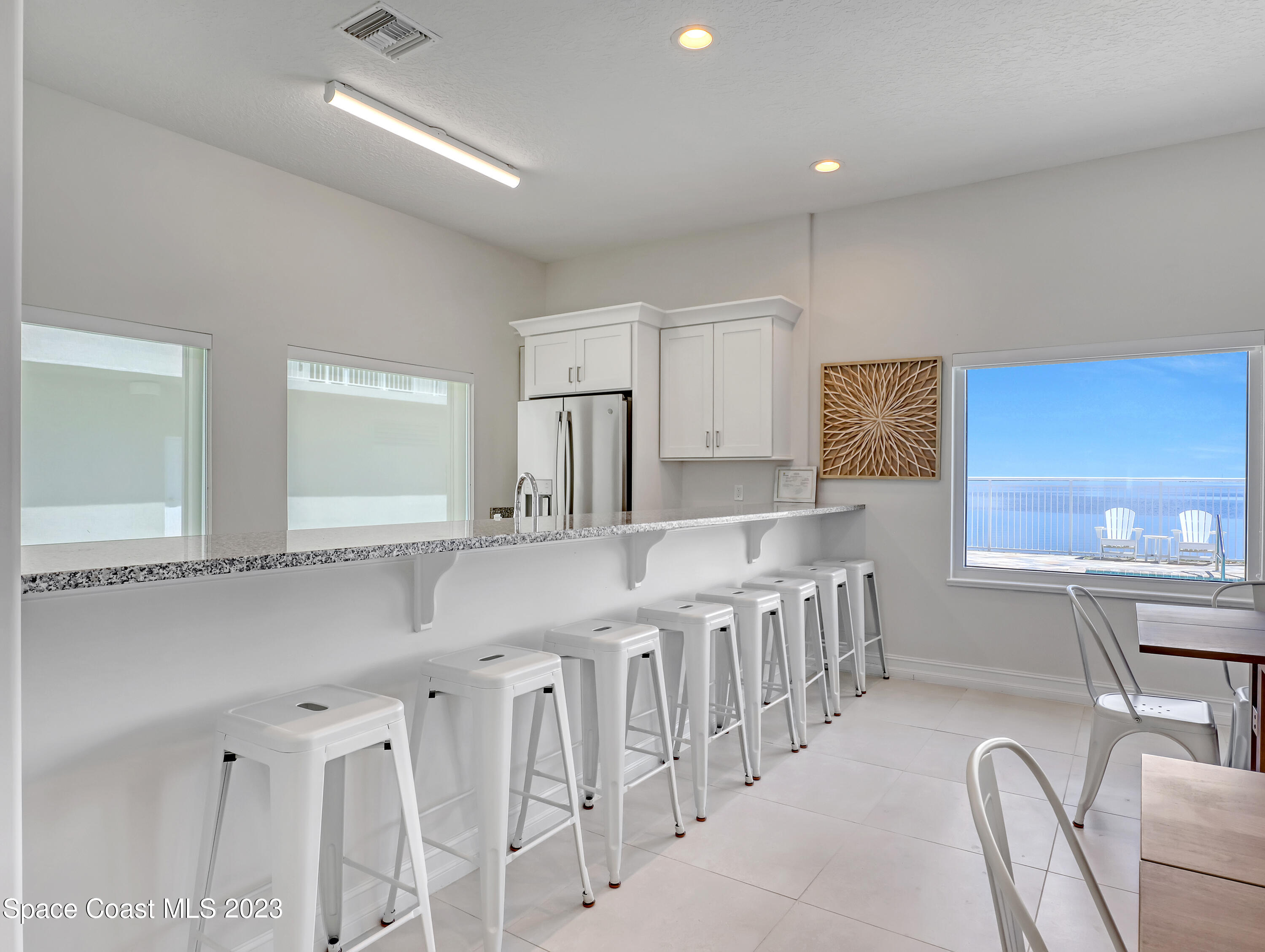 1805 Riverside Drive, 305n